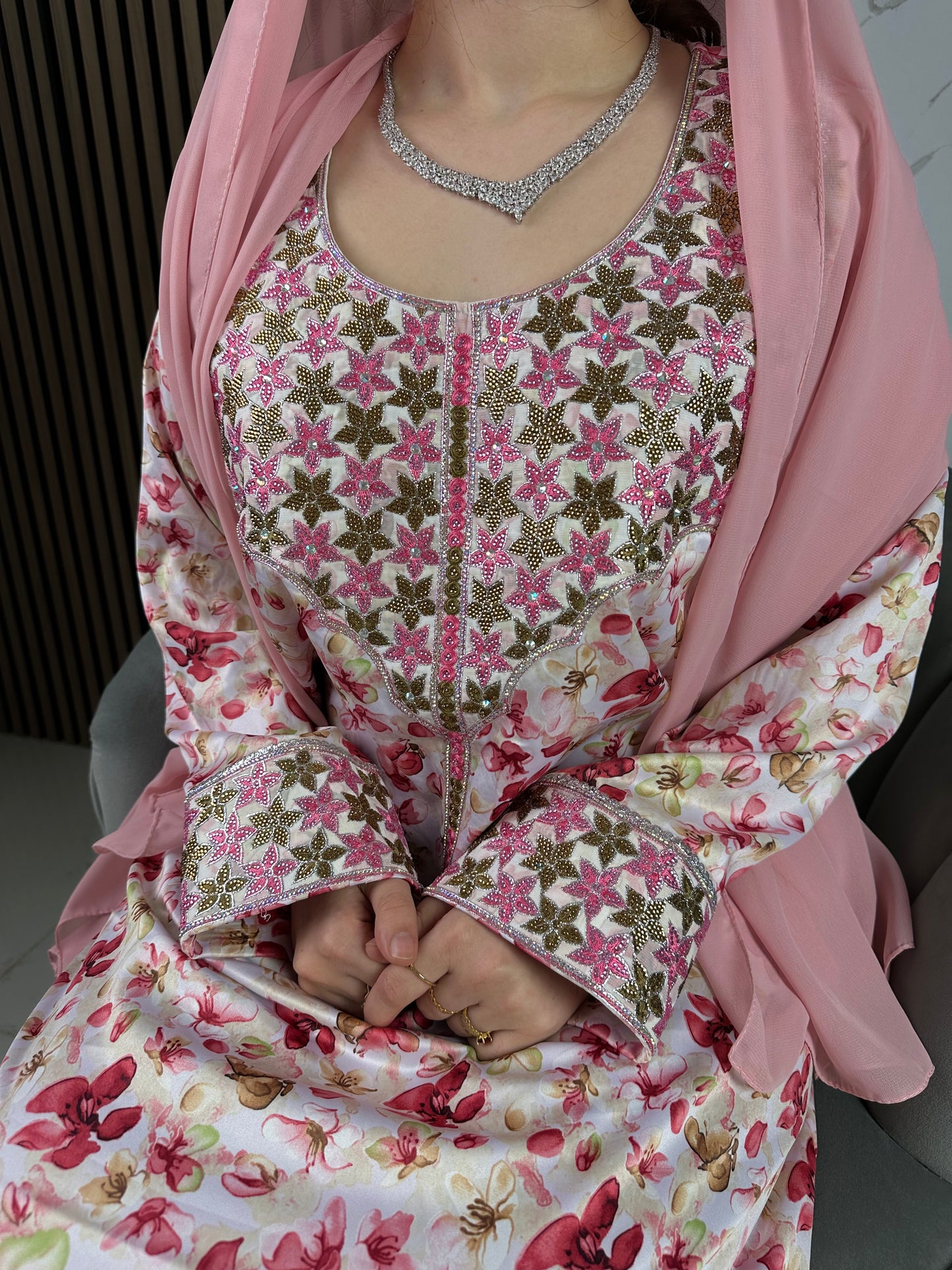 Indonesian silk mkhawar with matching Shiela