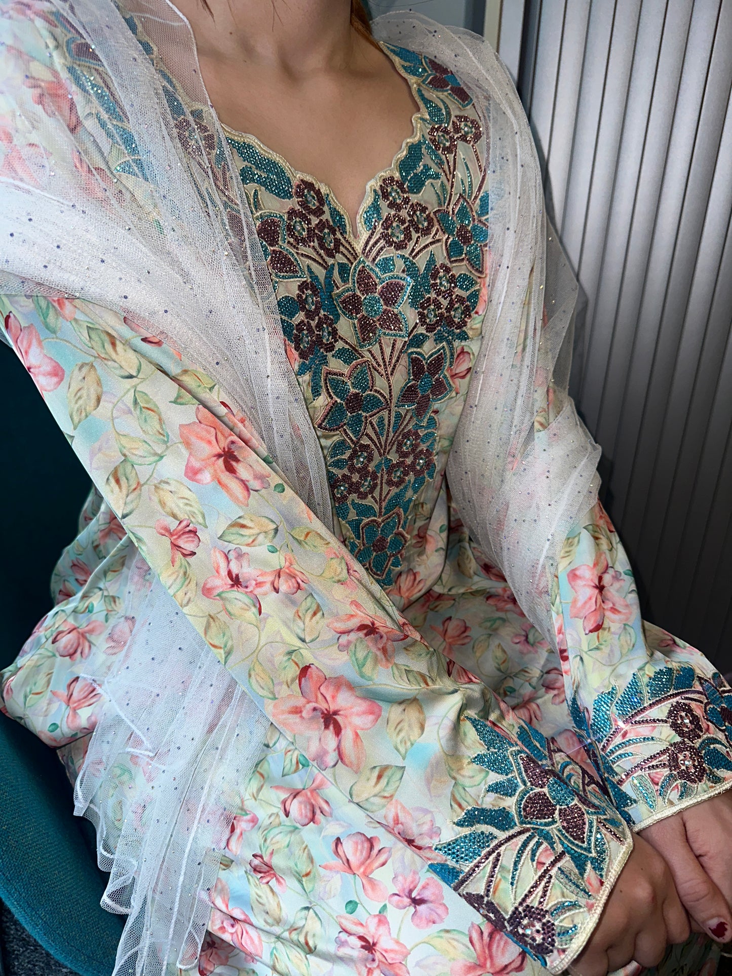 Pure silk mkhawar