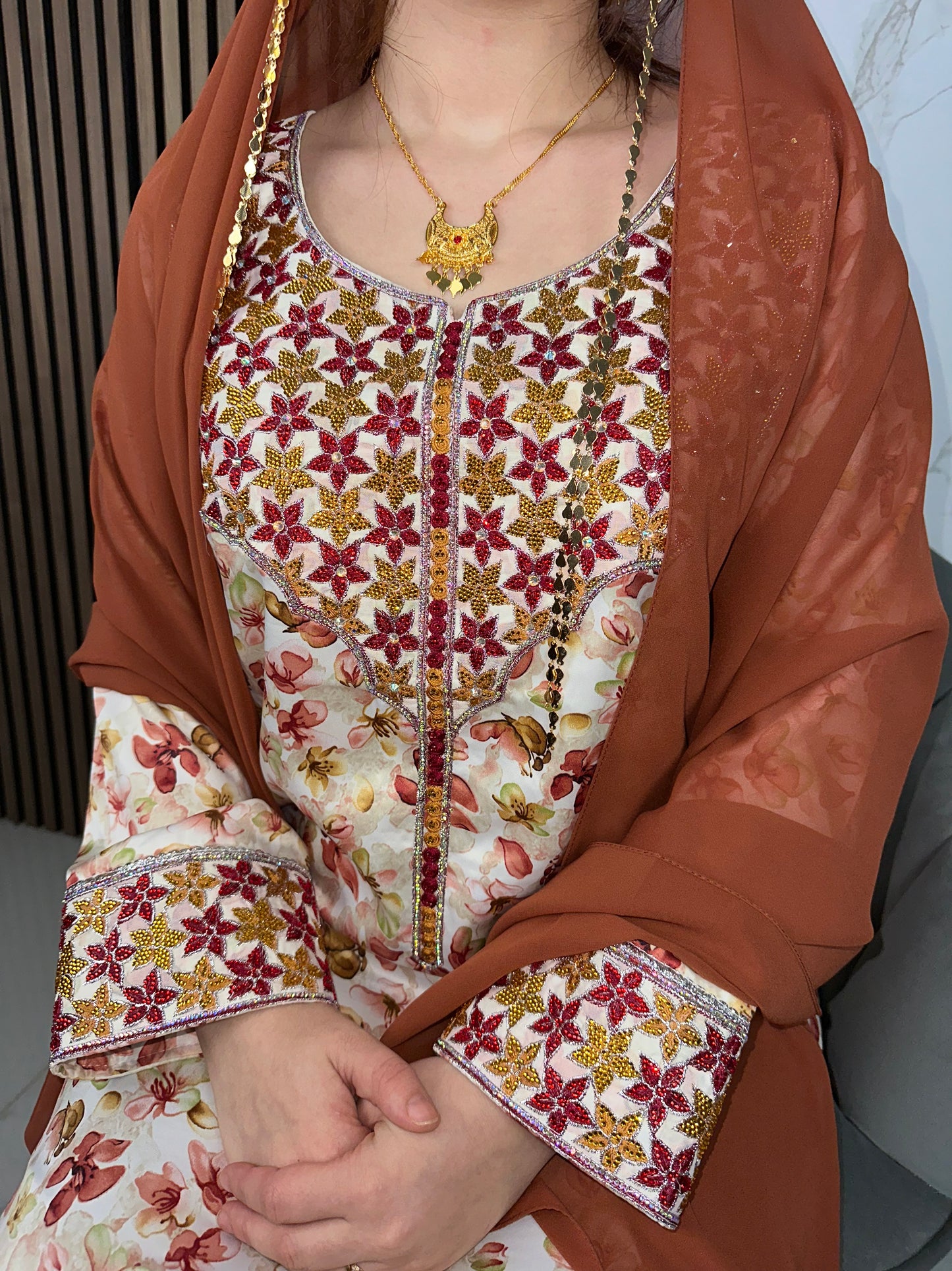 Brown3 mkhawar with matching Shiela