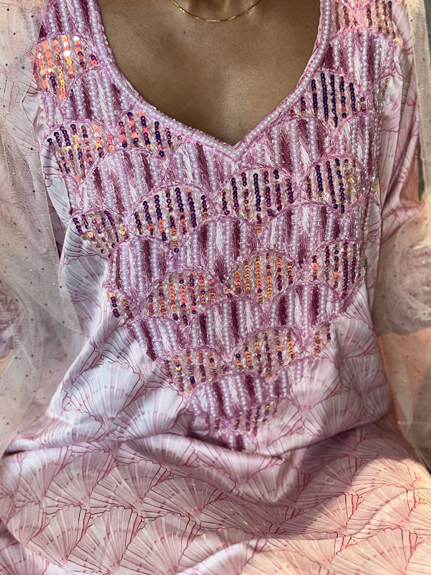 Beaded pure silk mkhwar with back corset and chiffon Sheila