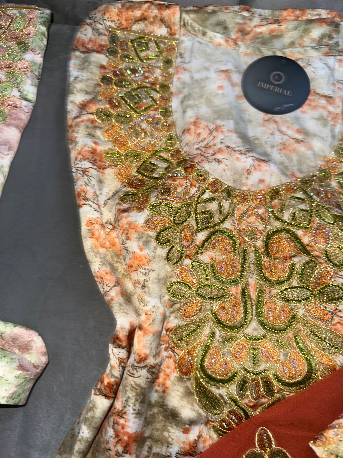 Natural colors of mkhawars with matching Shiela