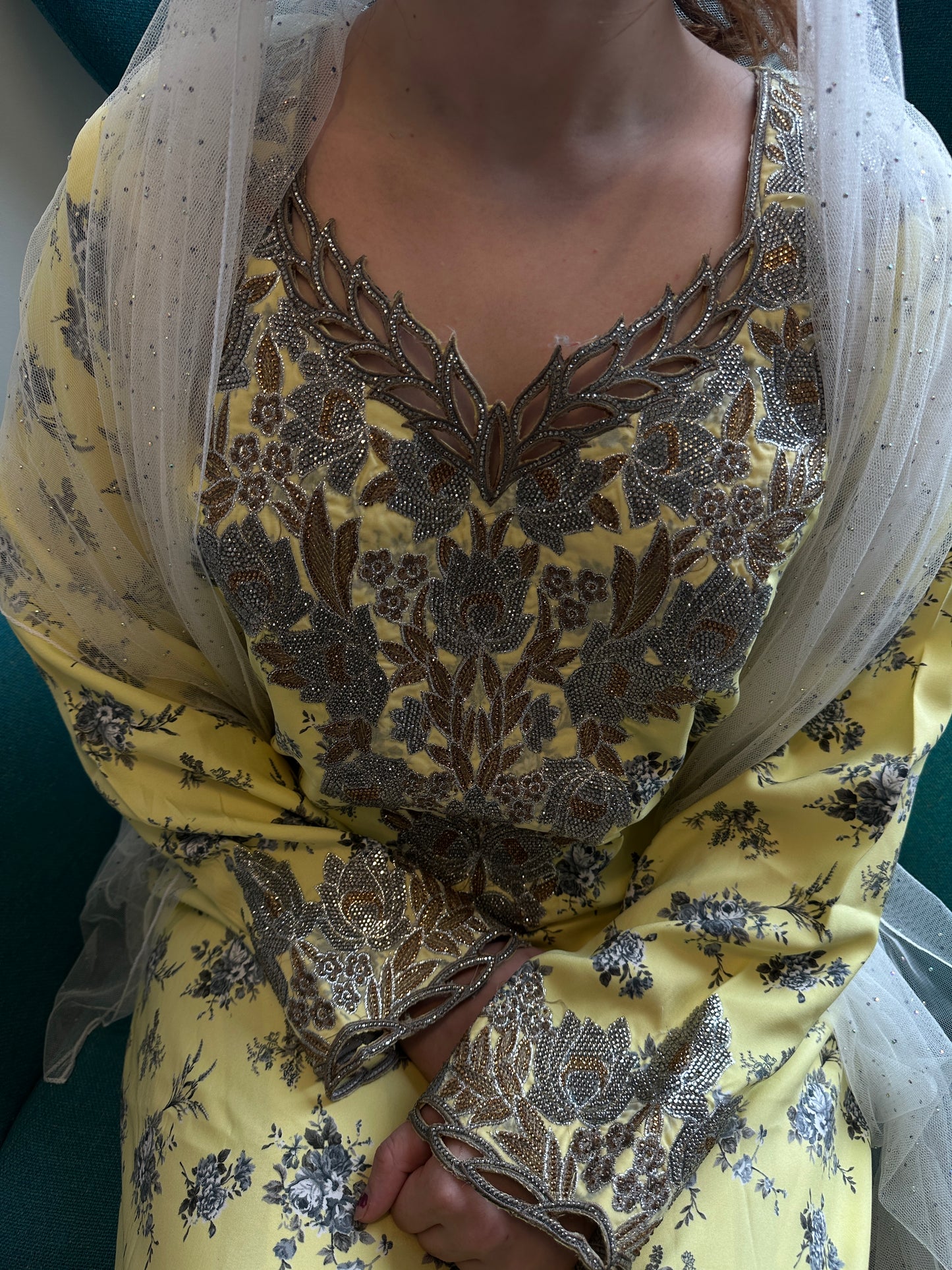 Yellow mkharram mkhawar