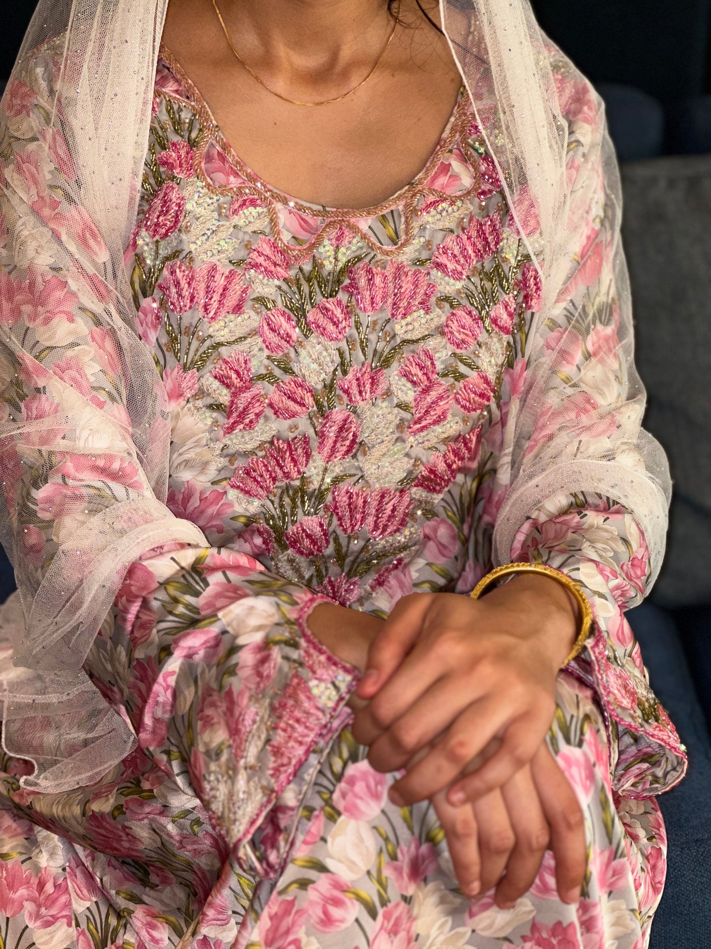 Tulip ๐ท design3 mkhawar with creamy chiffon Sheila