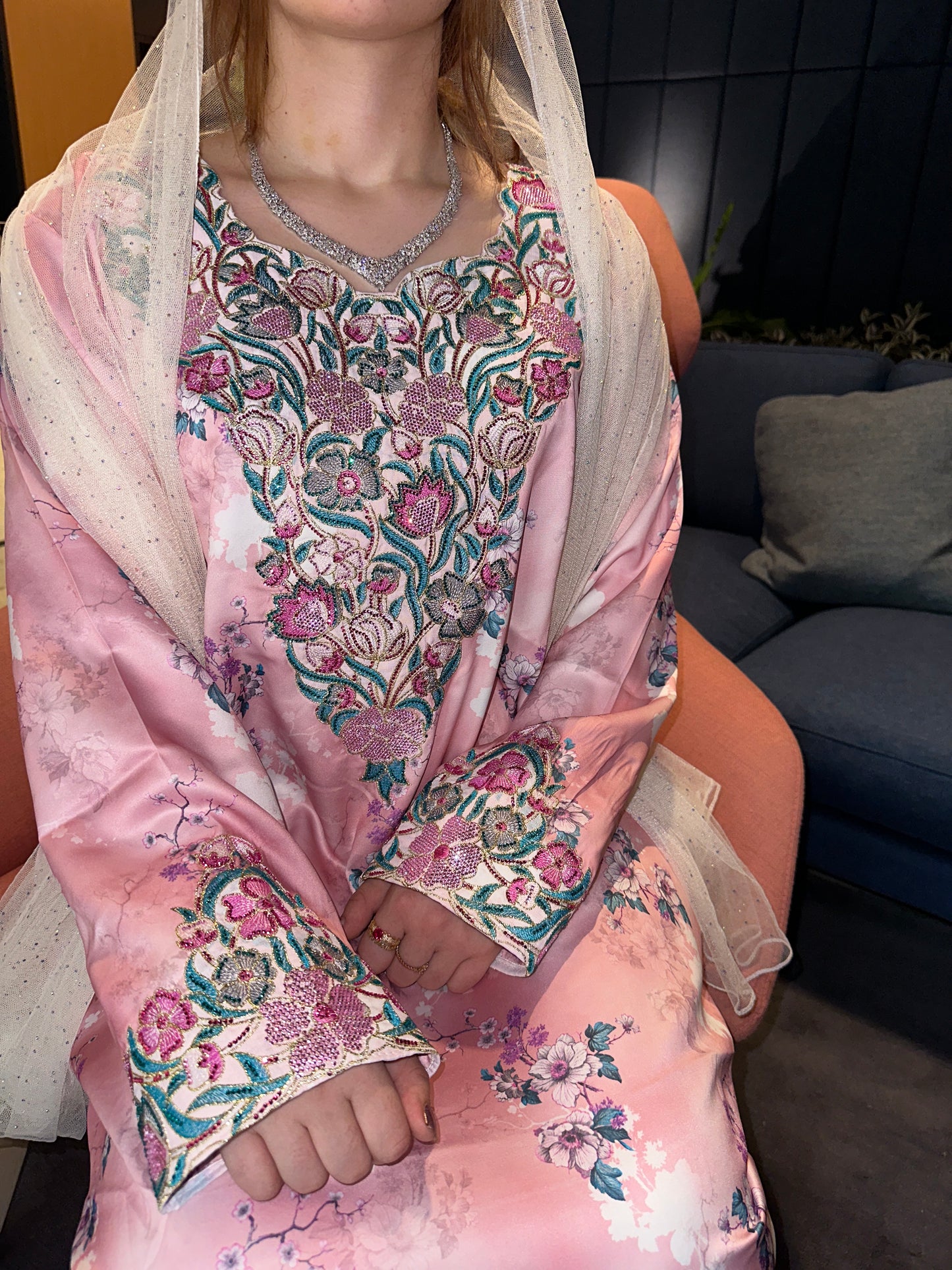 Pink mkhawar with matching chiffon Shiela
