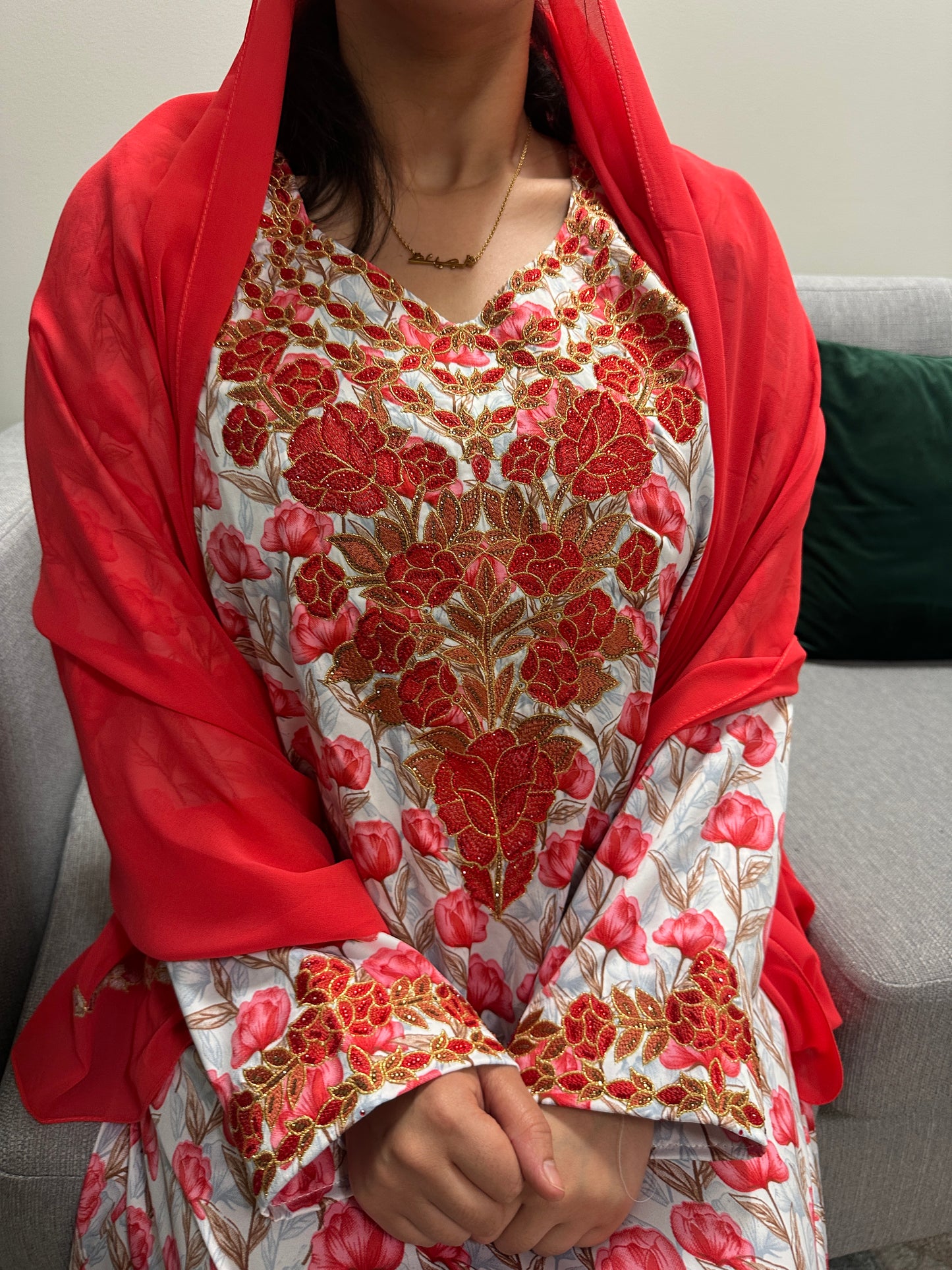 Red mkhawar with matching Shiela