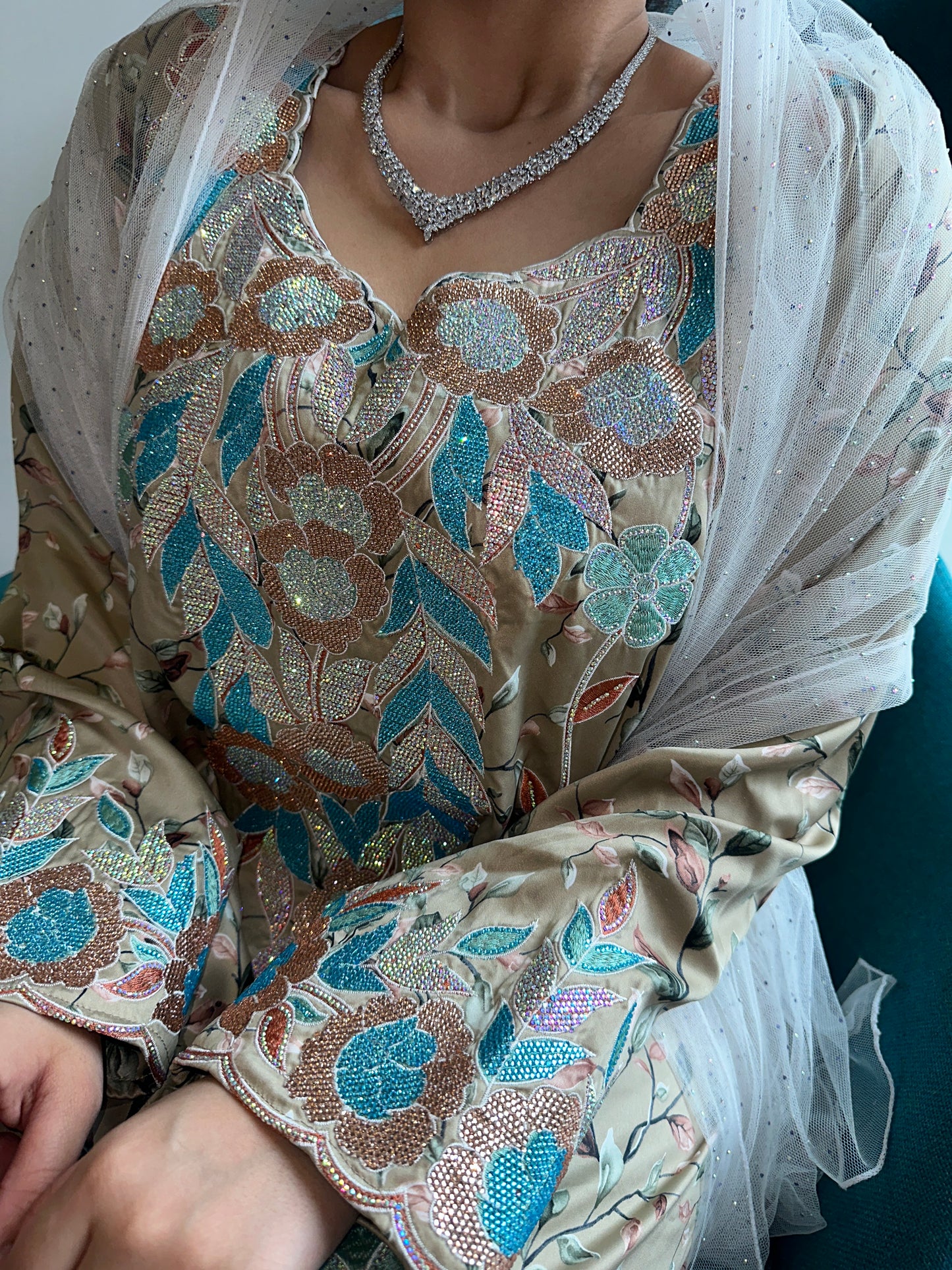 Olive mkhawar Indonesian silk