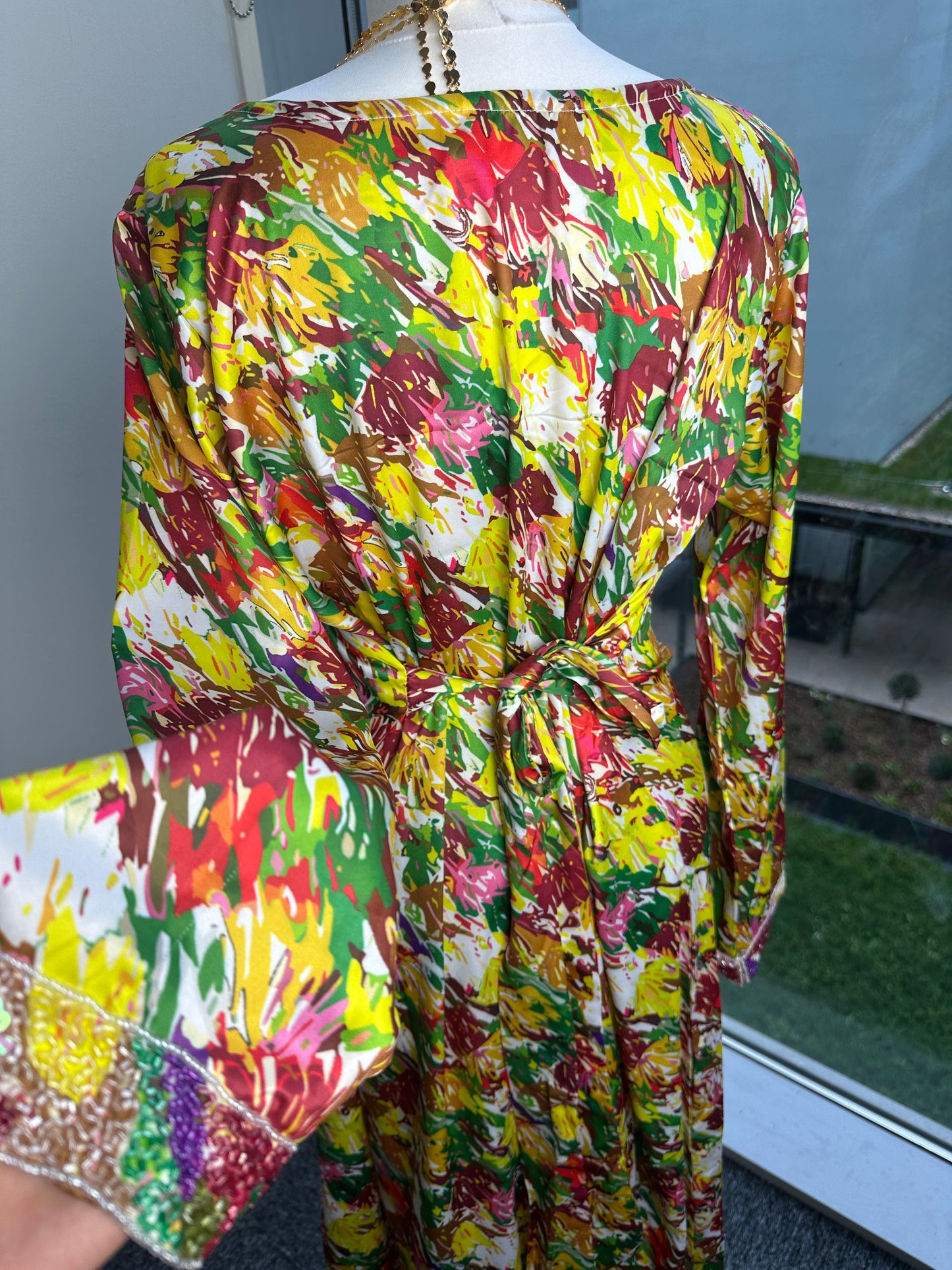 Colourful Mukhawar with belt