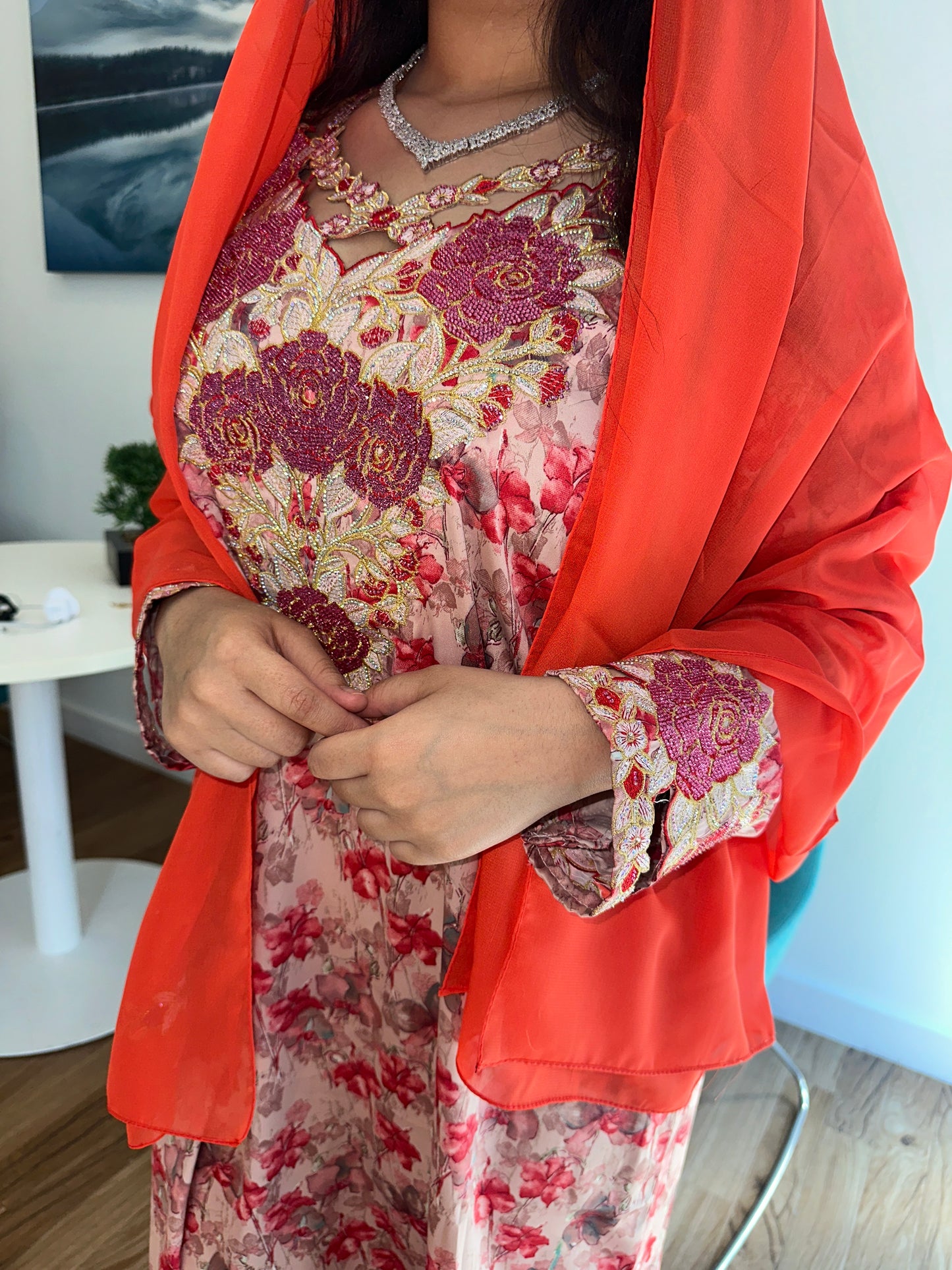 Red and orange mkhawar with matching Shiela
