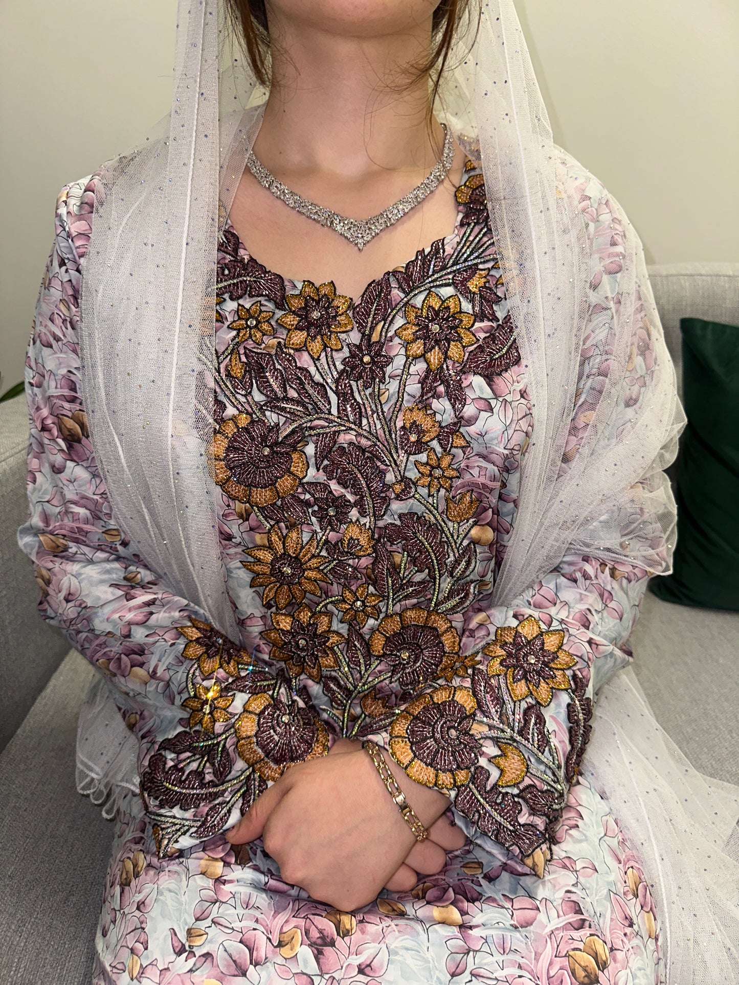 Brown Indonesian silk mkhawar