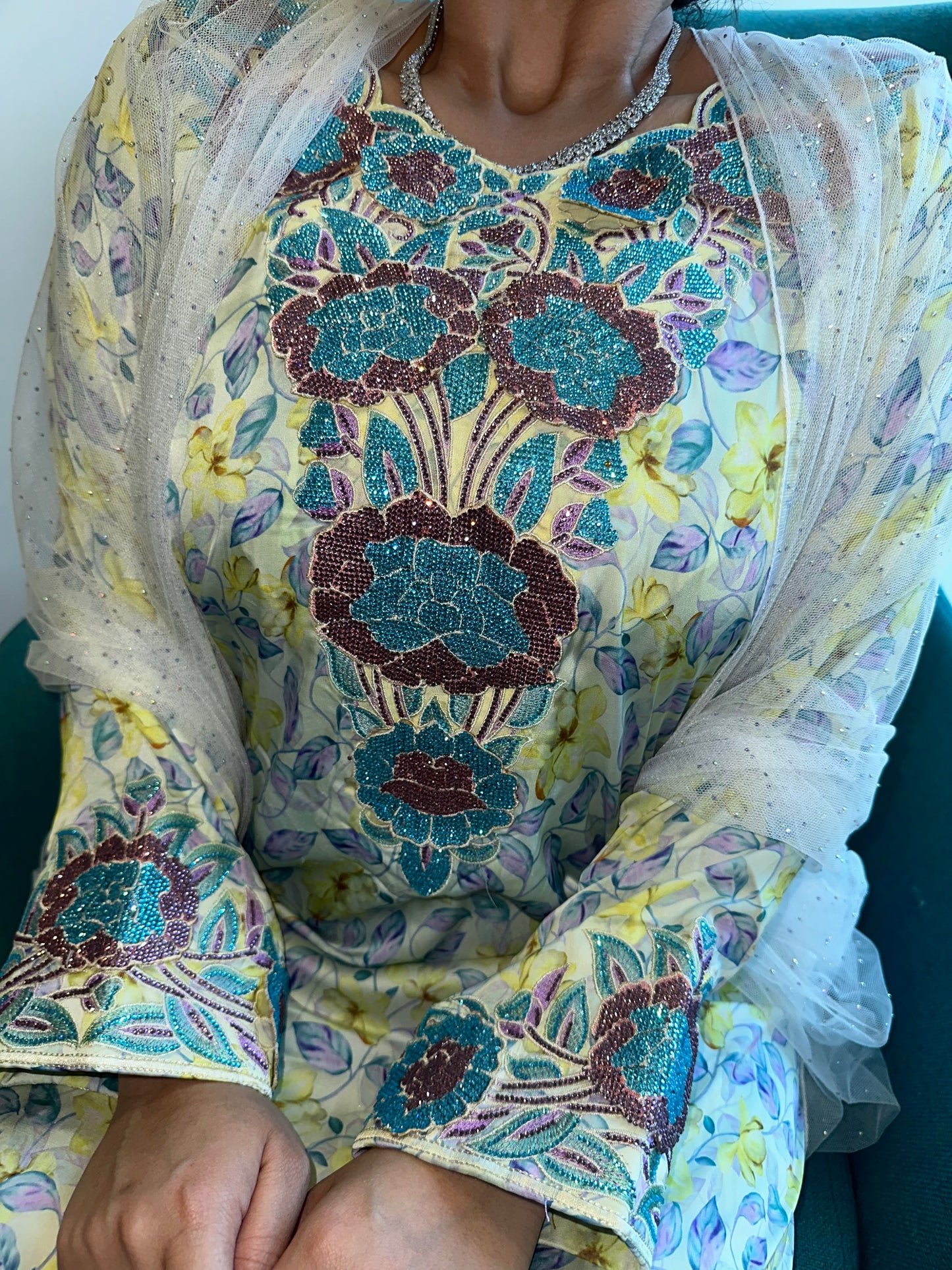 Floral turquoise pure silk mkhawar 3D