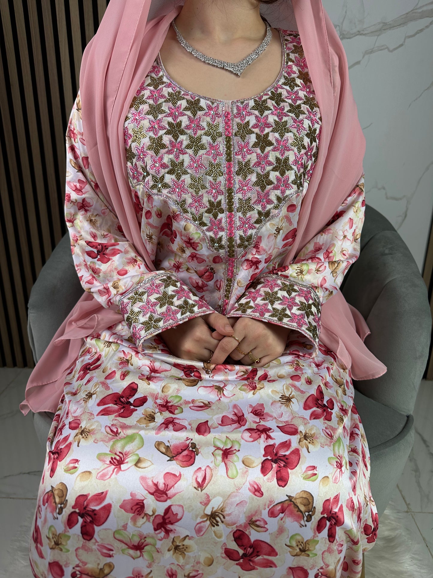 Indonesian silk mkhawar with matching Shiela