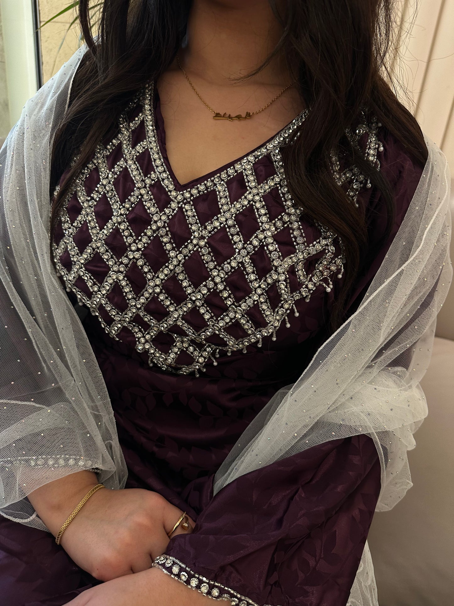 Creamy, black, purple and red large mkhawar