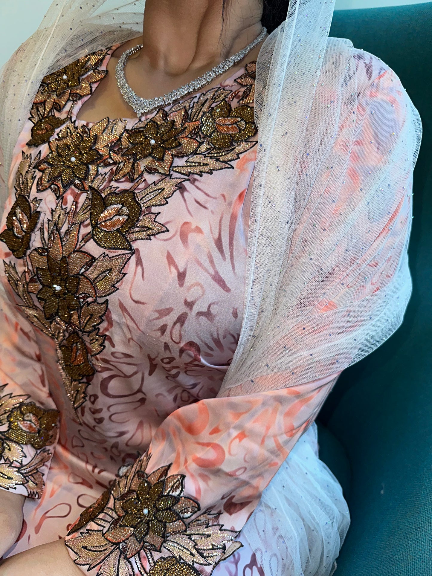 Rose pure silk mkhawar 3D