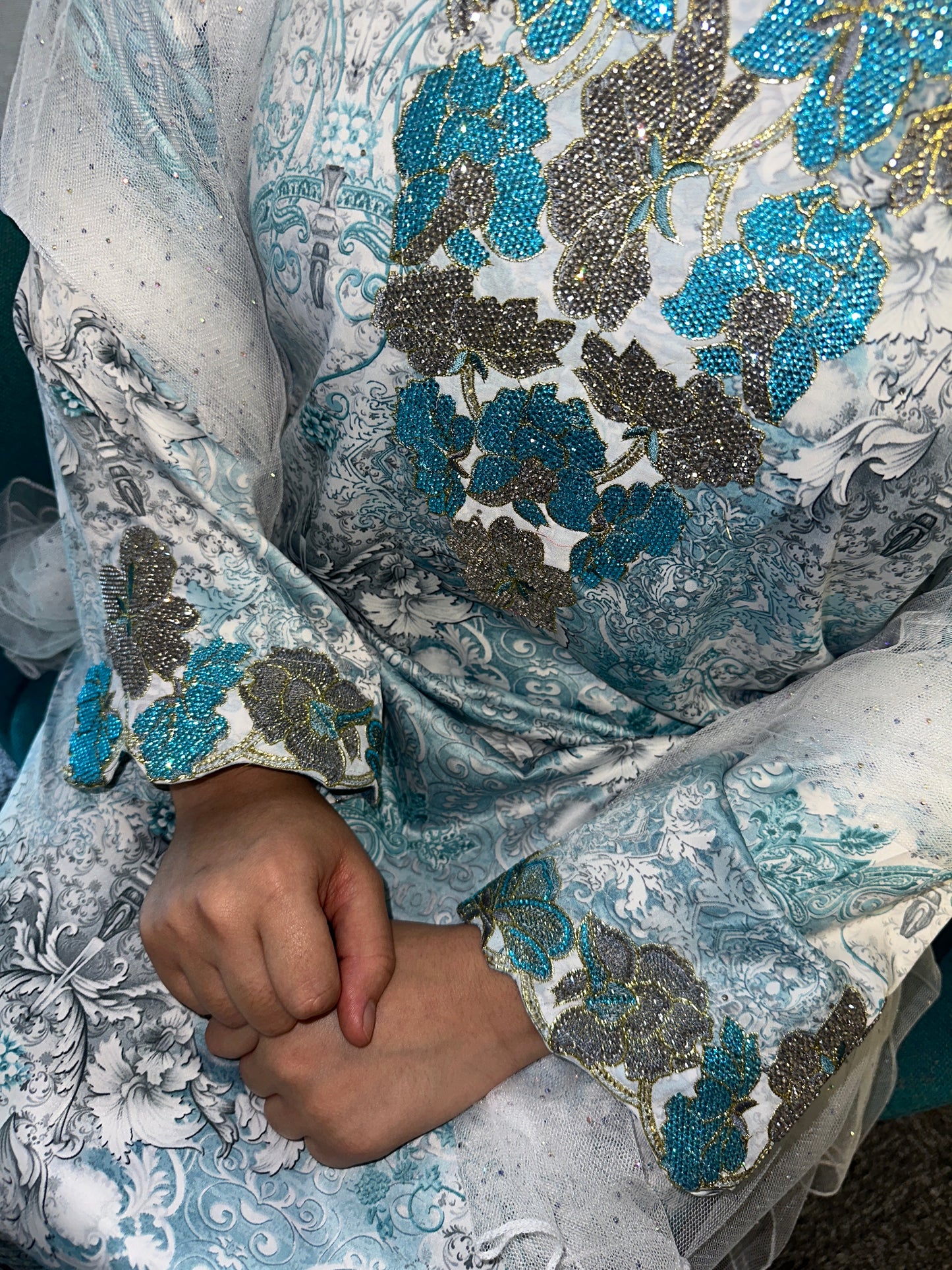 Olive green and blue mkhawar Indonesian silk