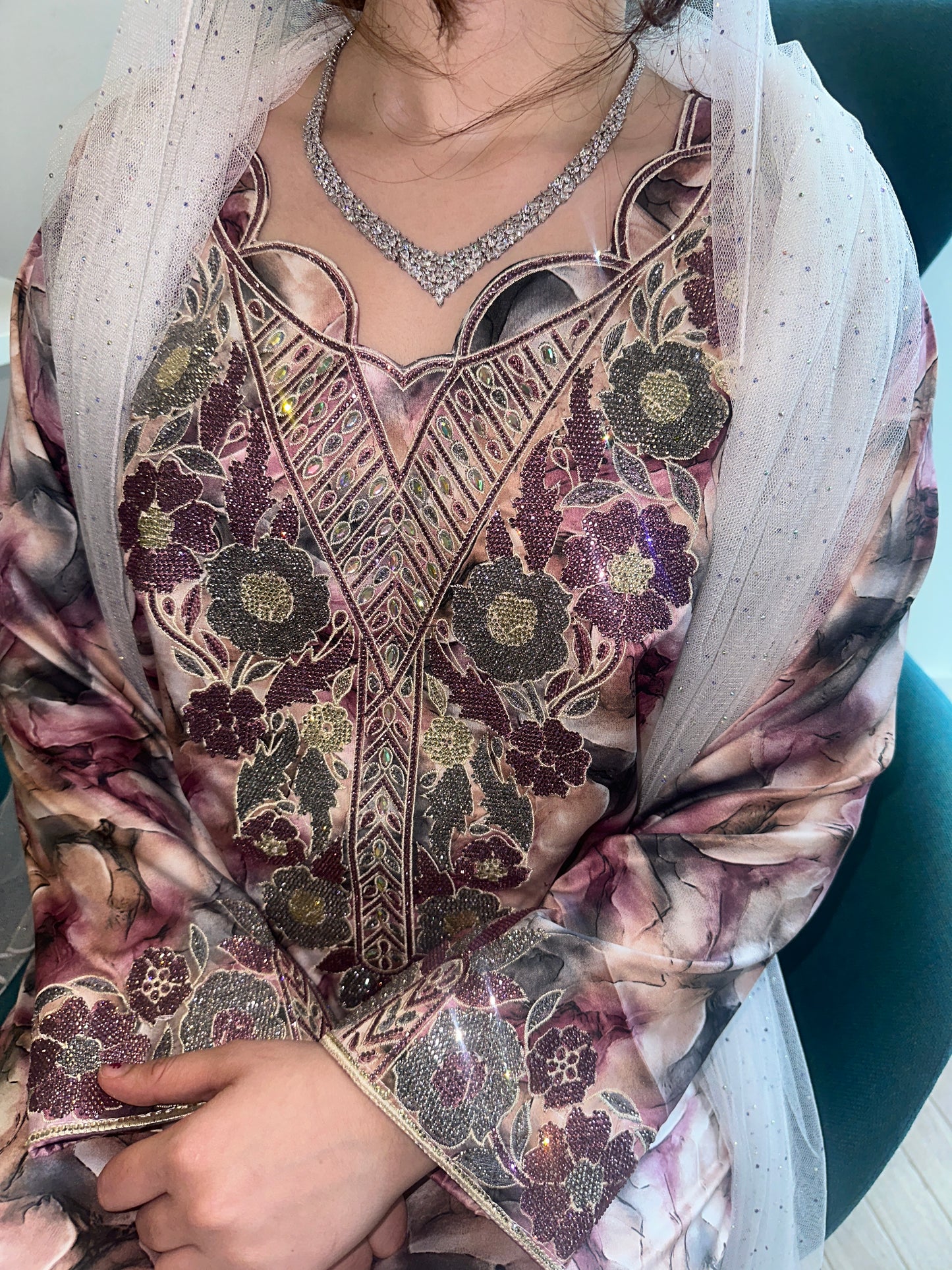 Pink and silver Indonesian silk mkhawar