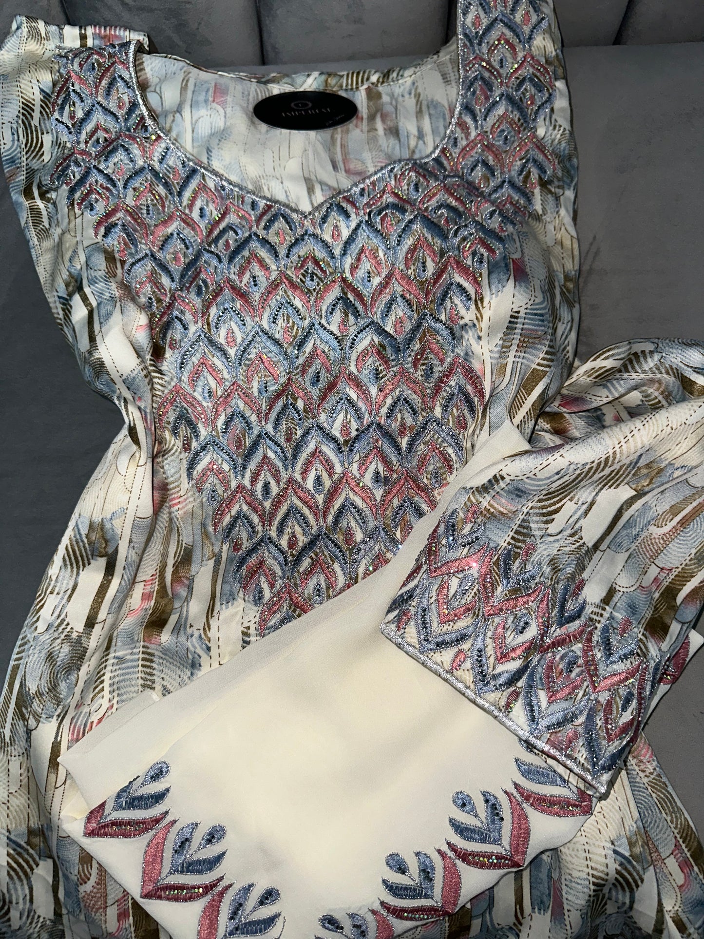 Different Creamy colors of mkhawars with matching Shiela