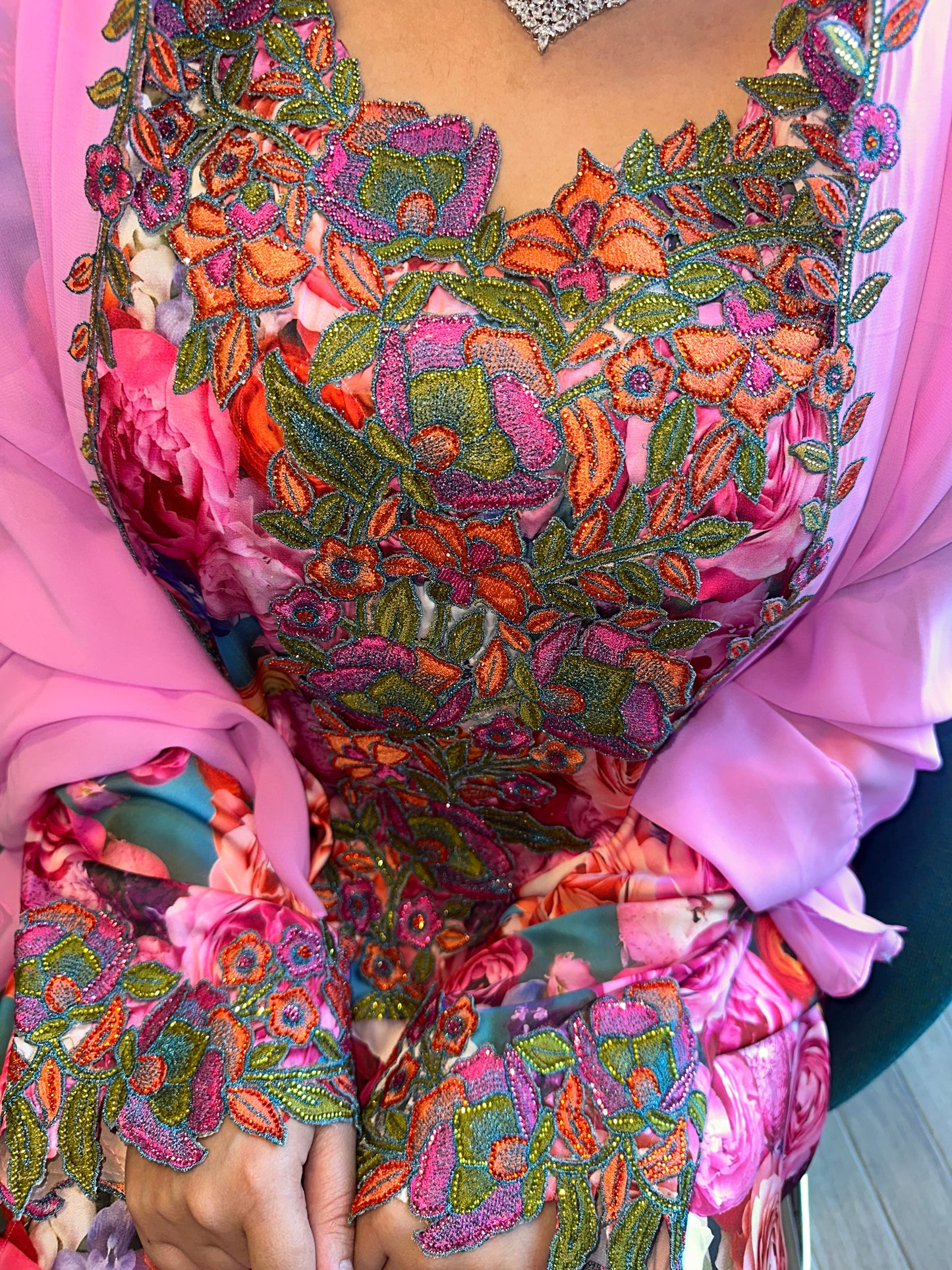 Pink mkhawar with matching big Shiela pure silk with back corset