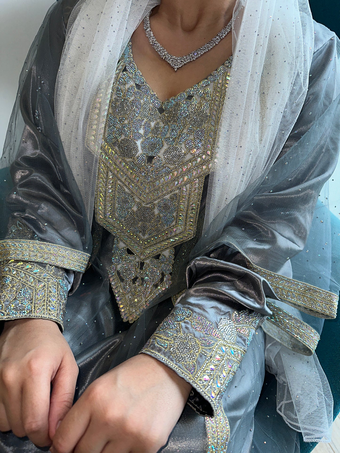 Grey Emirates Thobe two piece