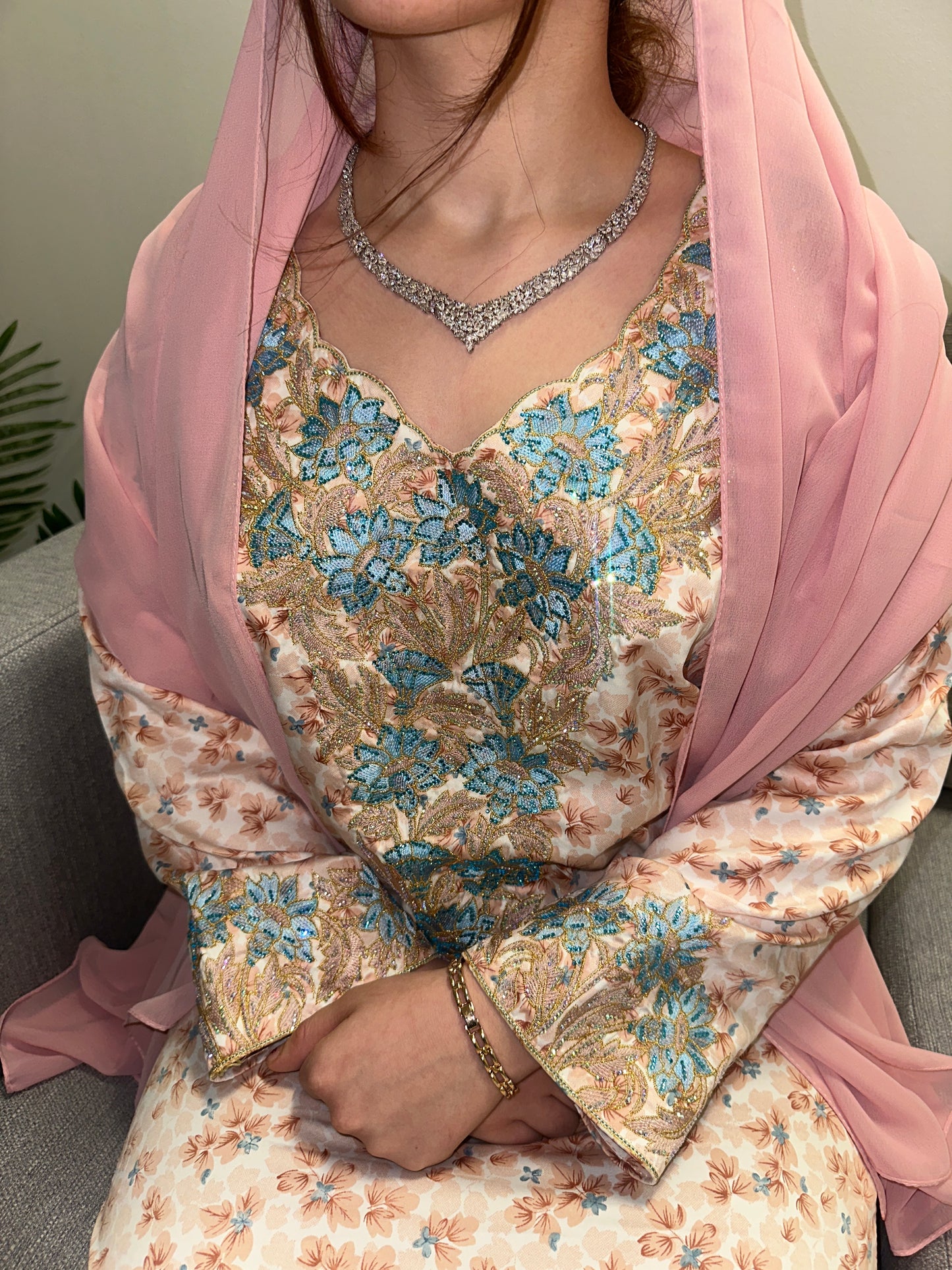 Pink Mkhawar with Shiela