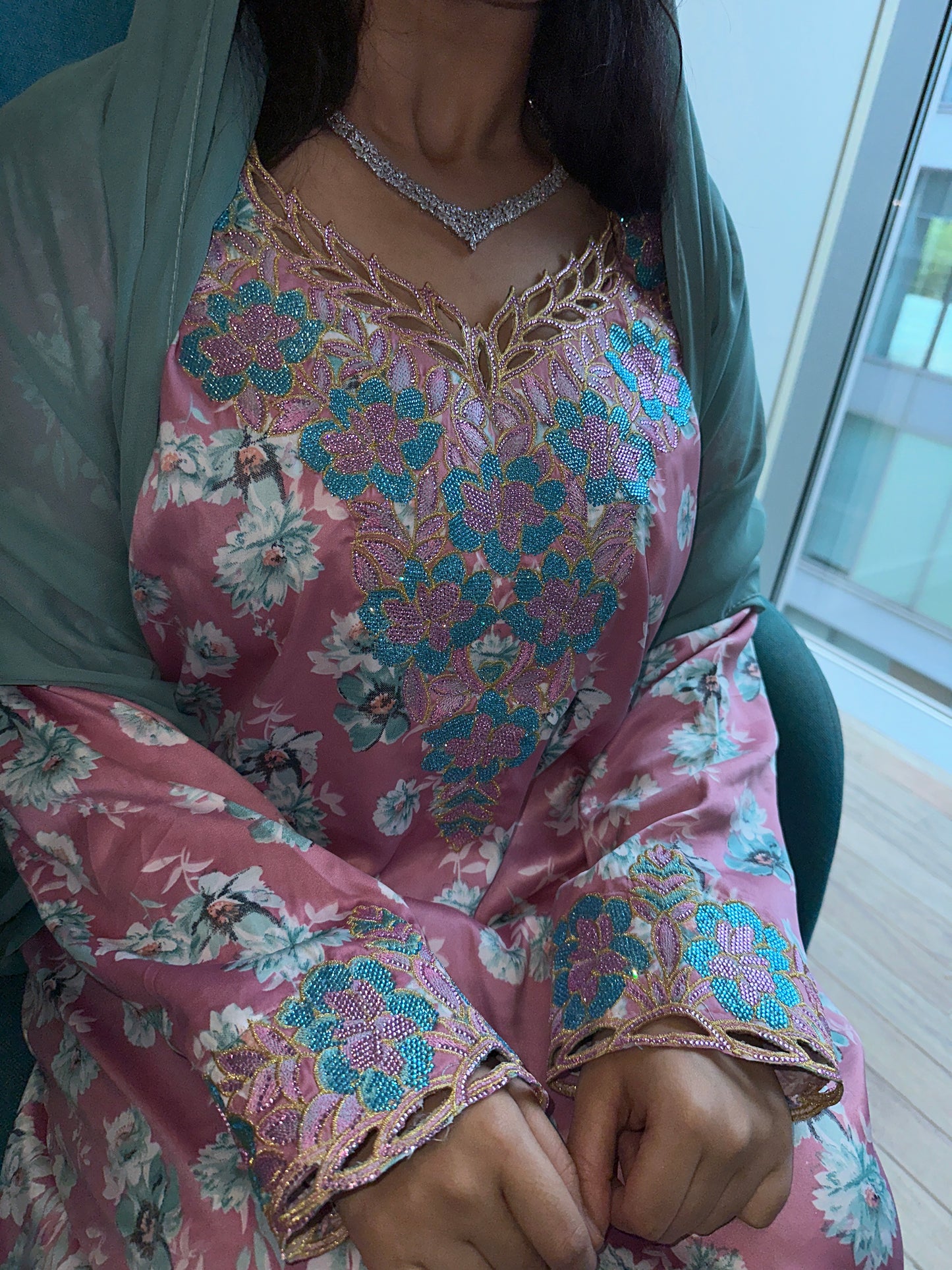 Pink and turquoise mkhawar with matching Shiela