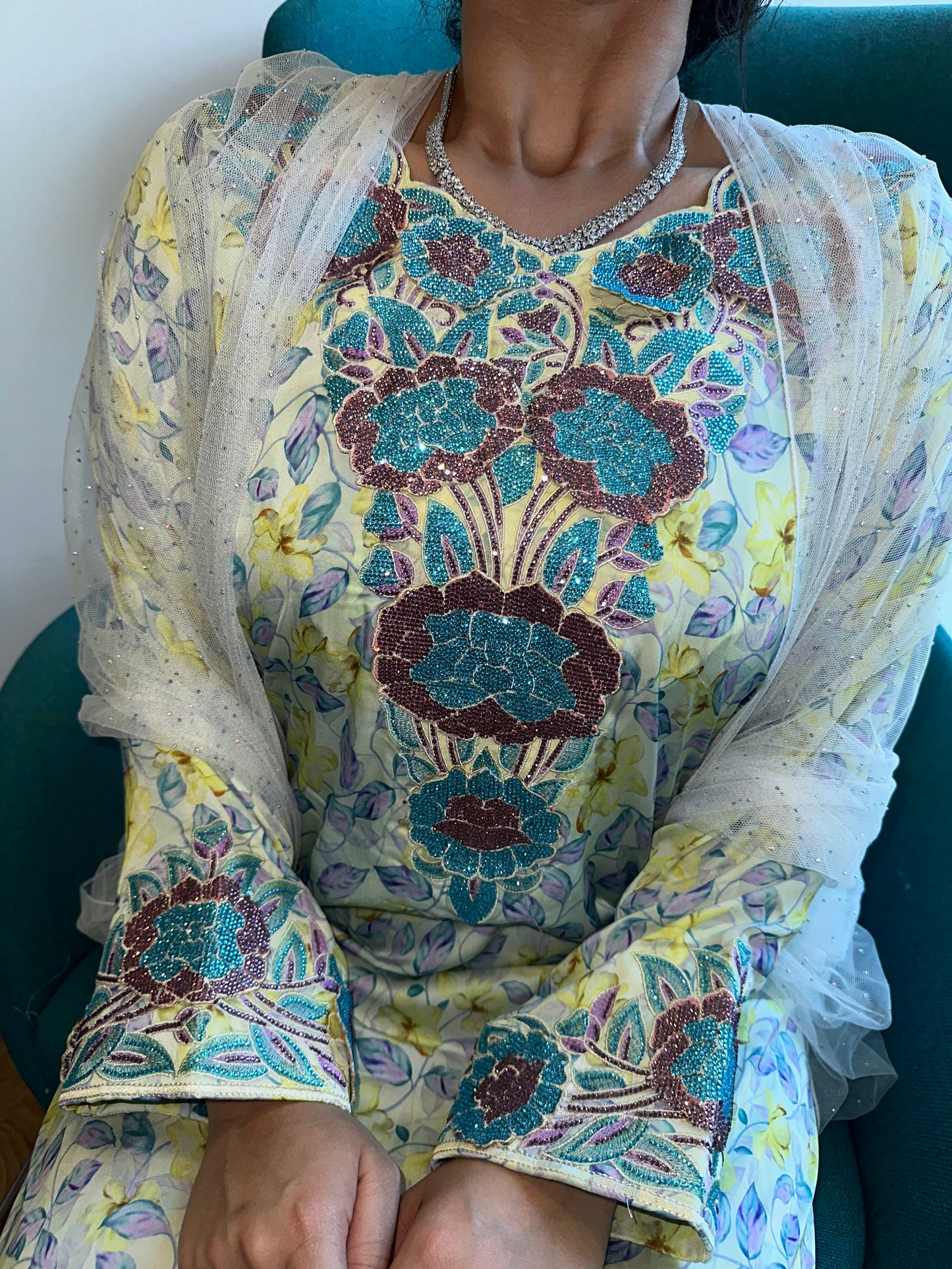 Floral turquoise pure silk mkhawar 3D