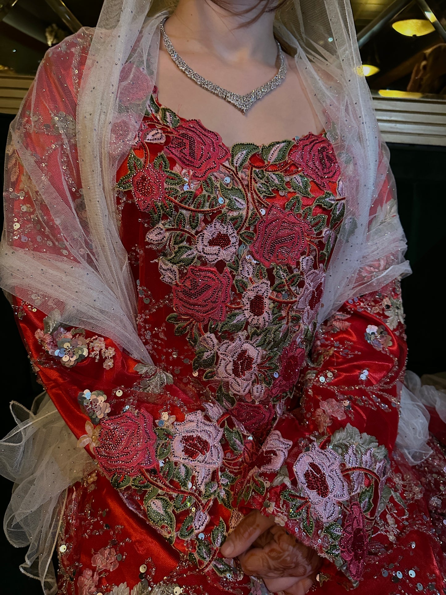 Red, fully handmade work mkhawar with inner