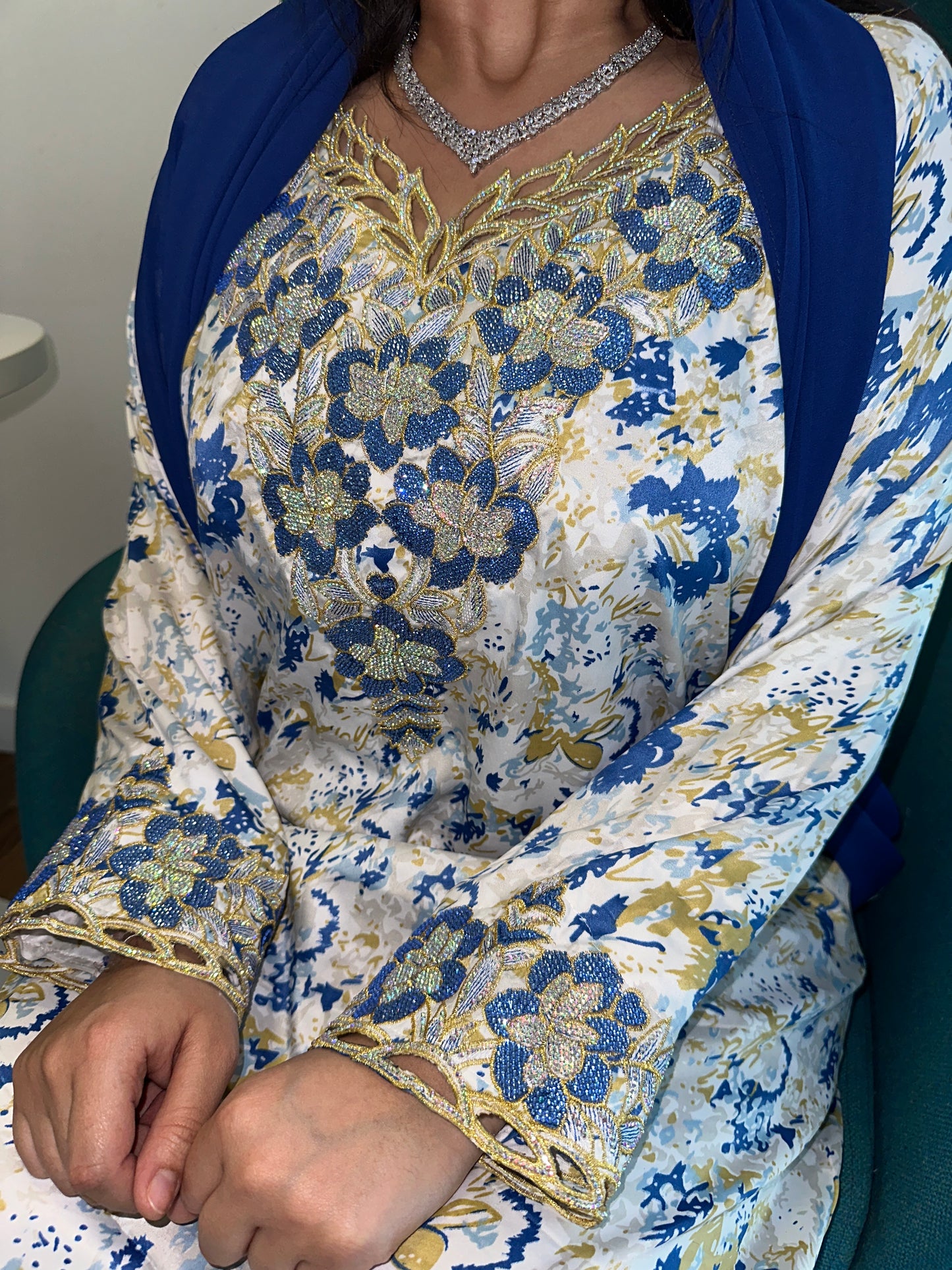 Blue mkhawar with matching Shiela