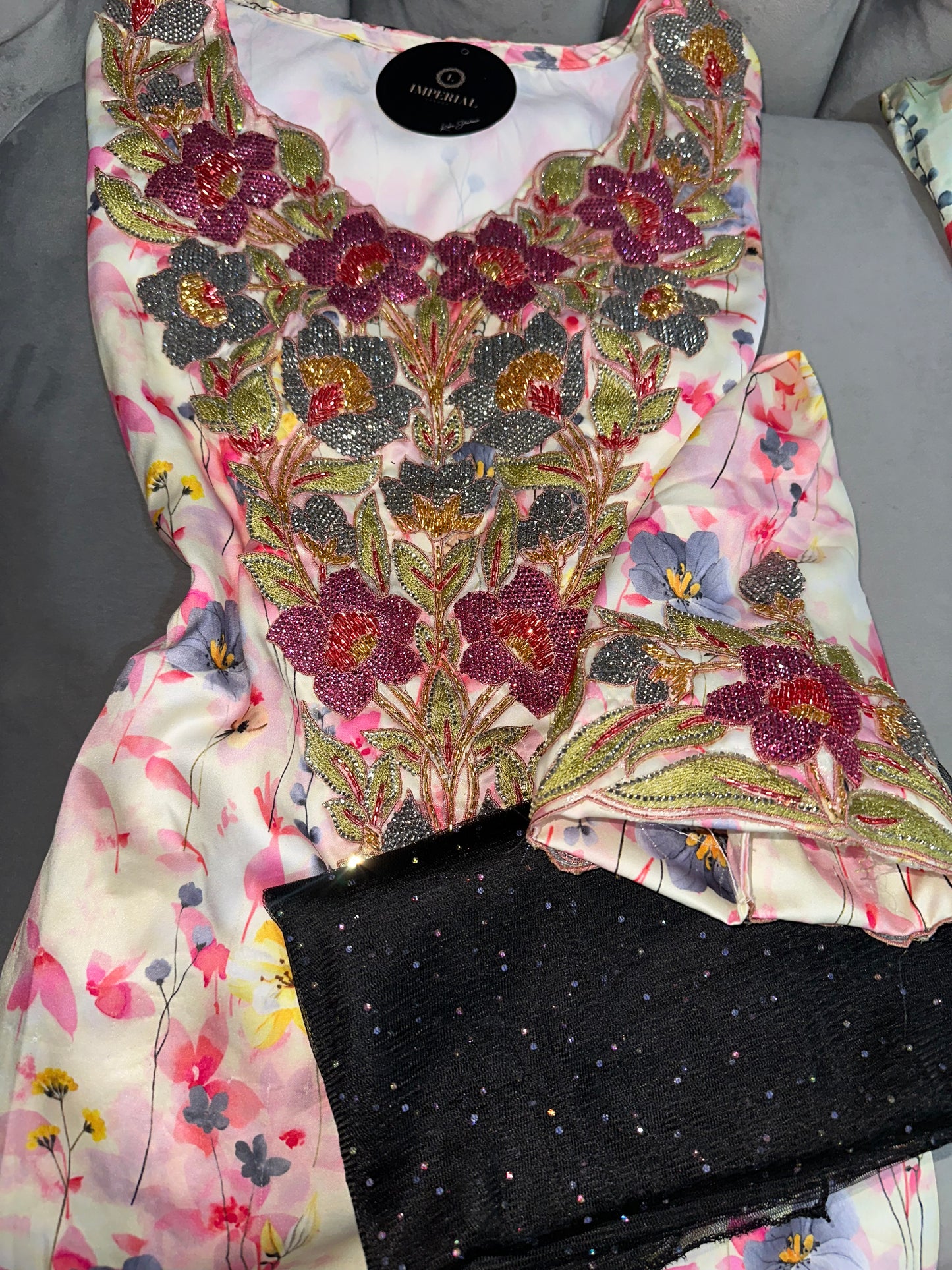 Pure silk mkhawar 3D and handmade work with corset