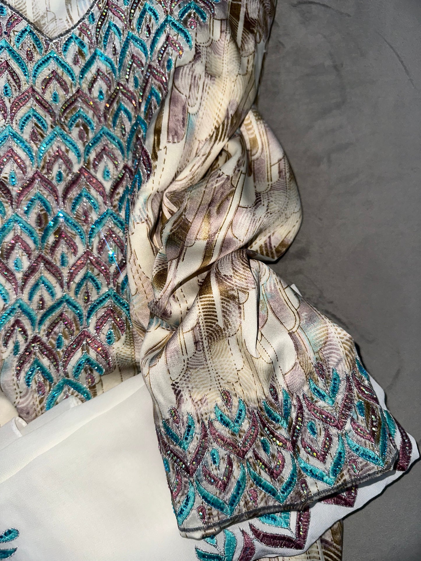 Different Creamy colors of mkhawars with matching Shiela