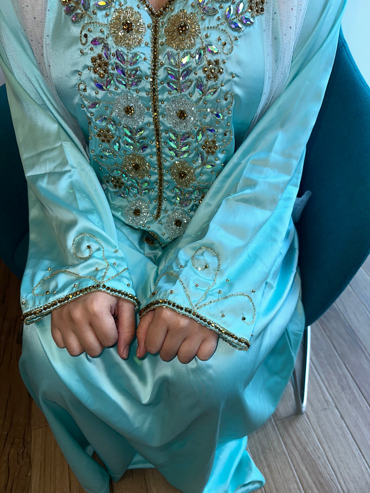 Pure silk beaded mkhawar with back belt