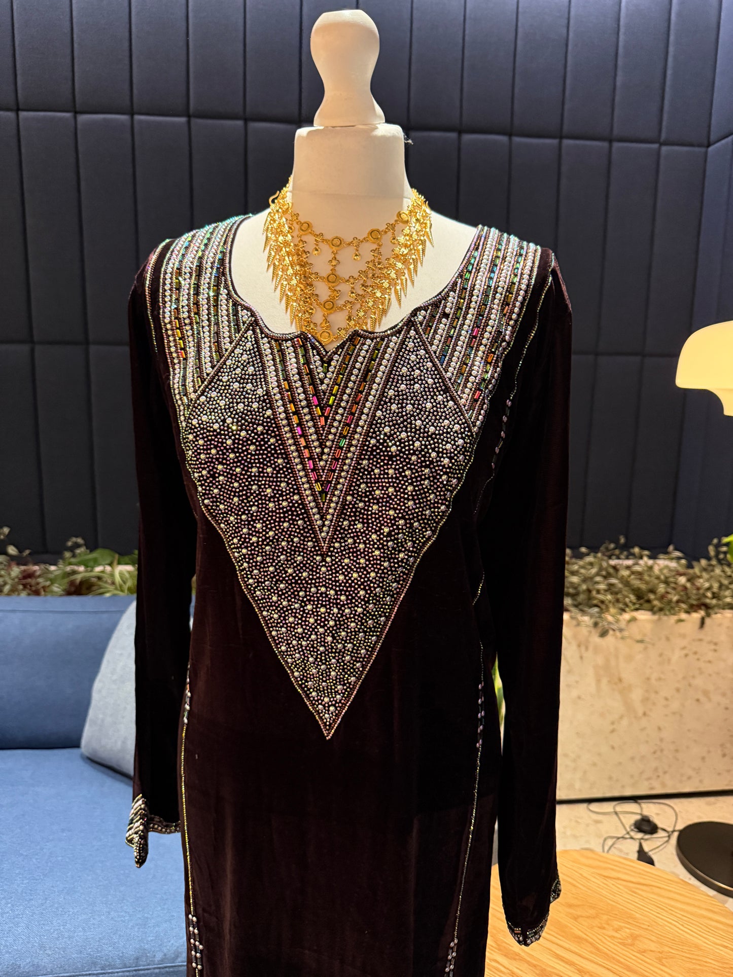 Brown velvet mkhawar