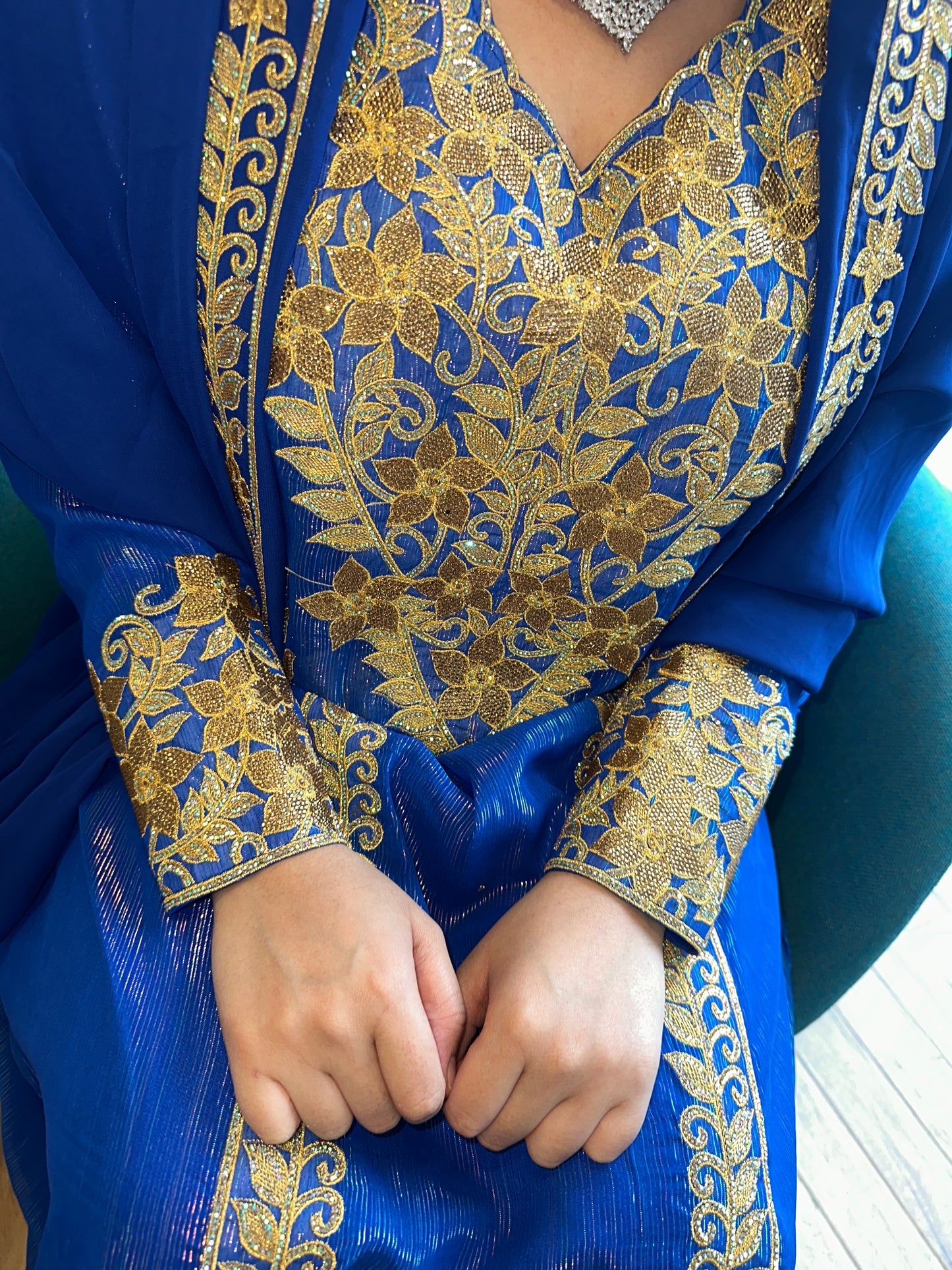 Blue mkhawar with matching Shiela