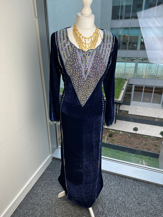 Dark blue velvet Mukhawar