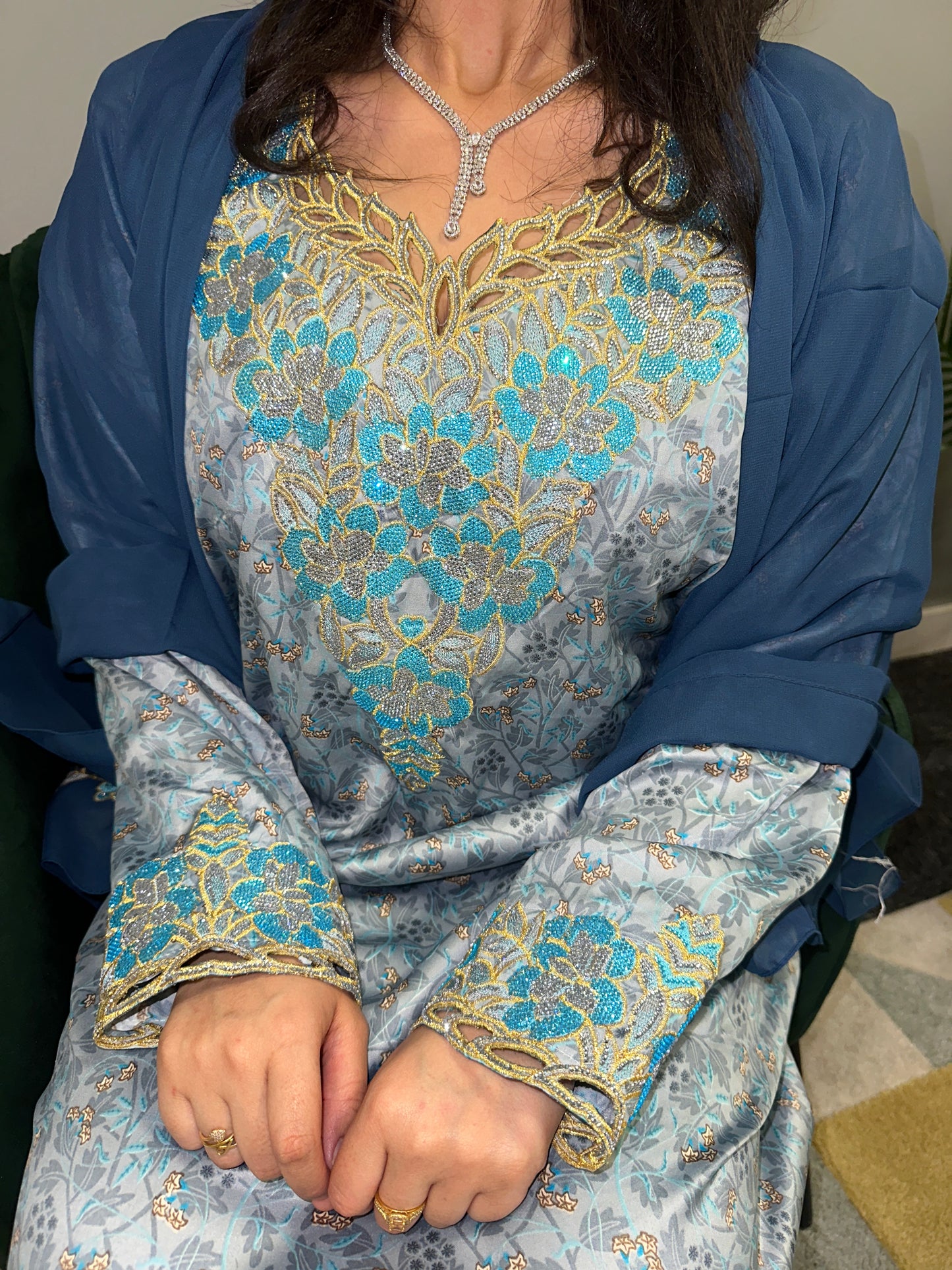 Blue and grey mkhawar with matching Shiela