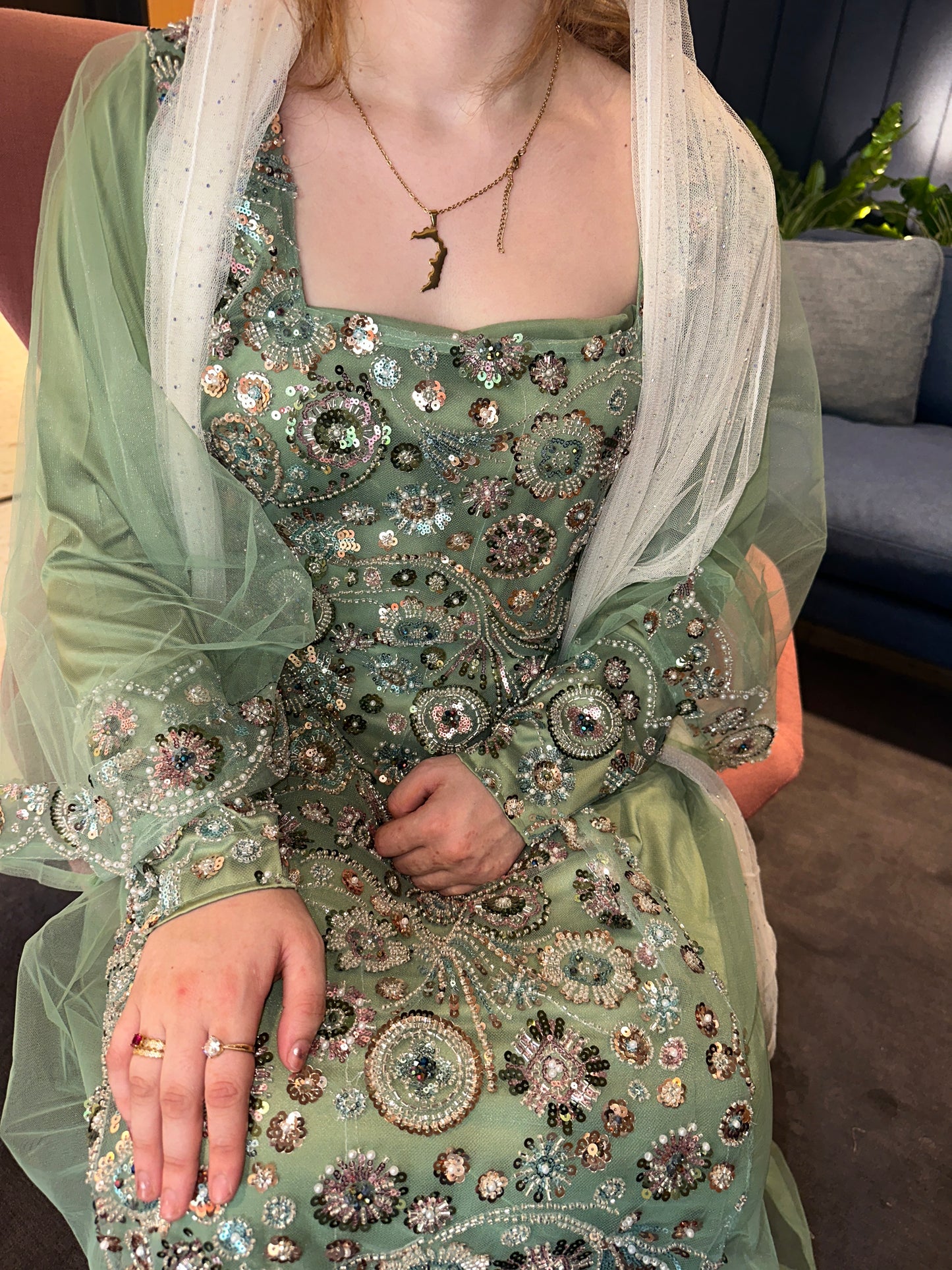 Pink, black and green Emirates Thobe with chiffon Sheila