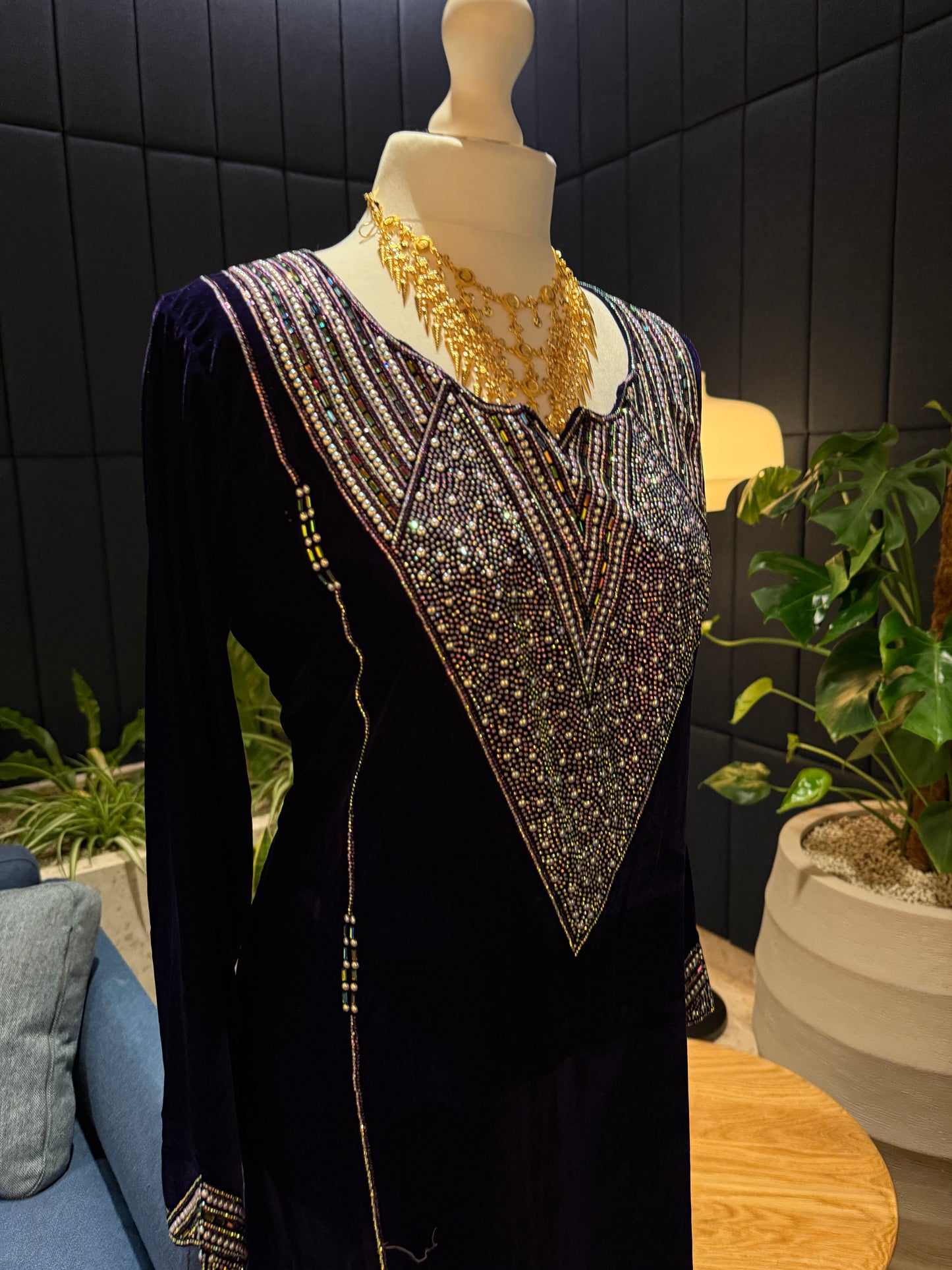Purple velvet mkhawar