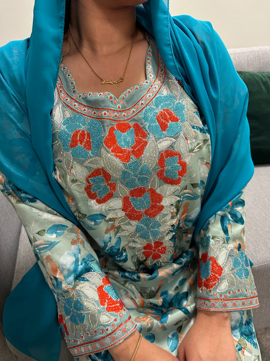 Turquoise mkhawar with Shiela