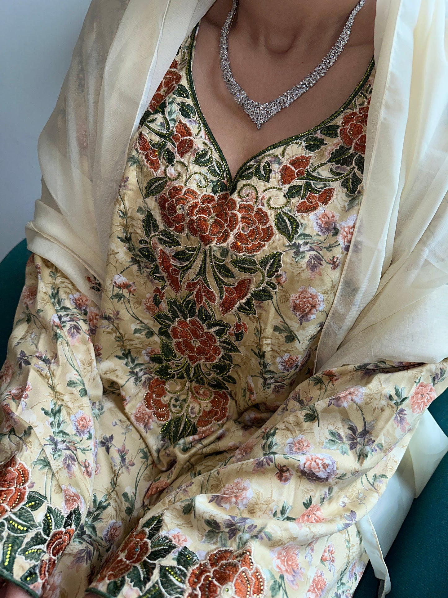 Creamy mkhawar with matching