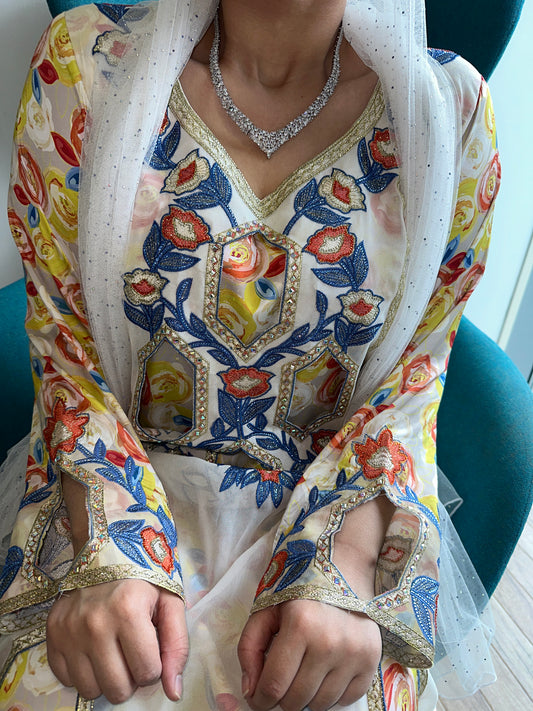Yellow and blue two piece mkhawar