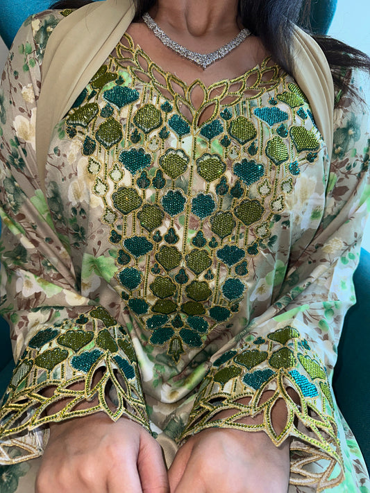 Green mkhawar with matching Sheila