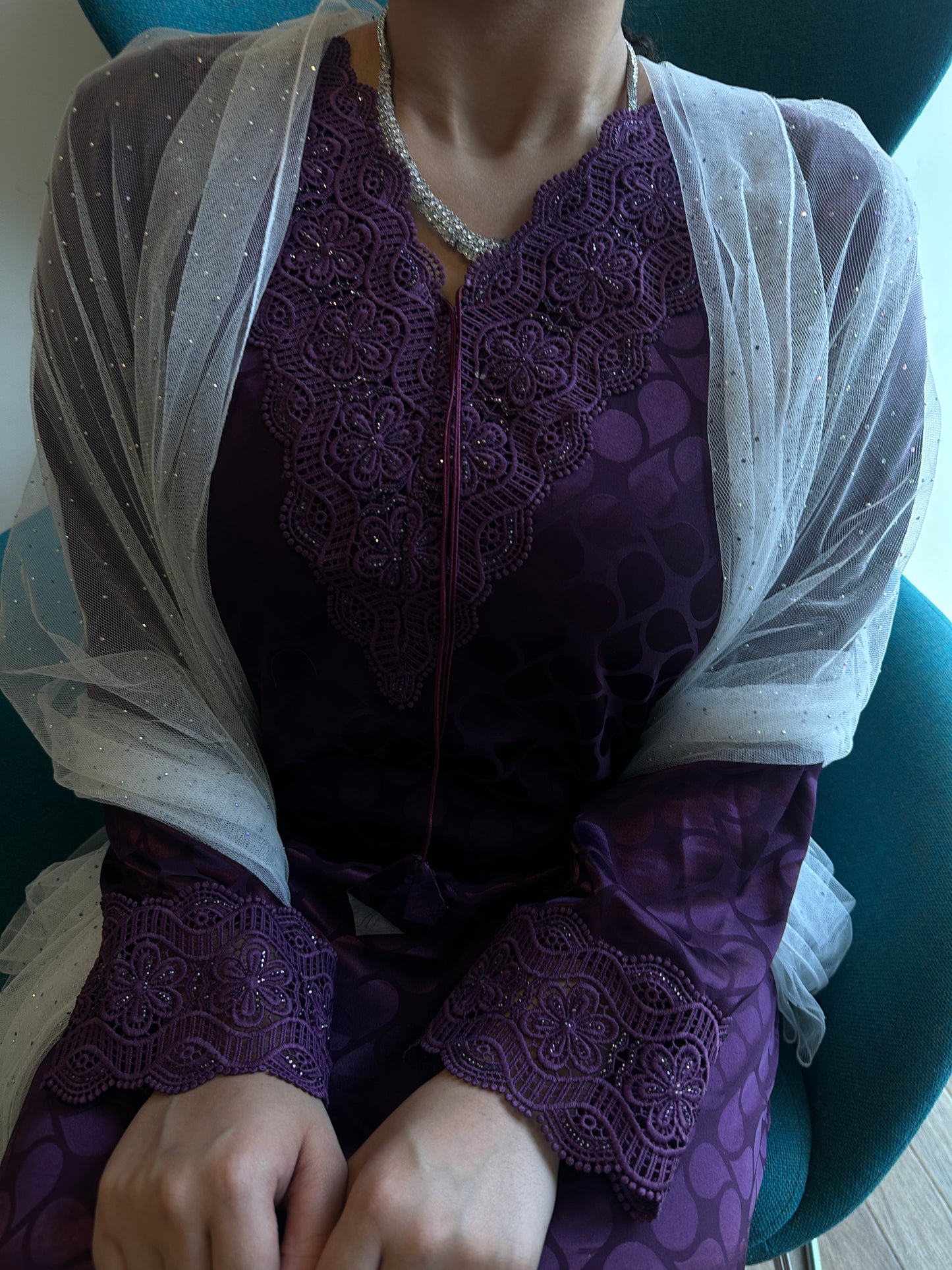 Purple mkhawar with lace