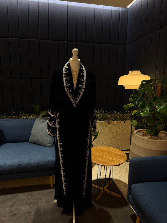 Kasarat abaya, Velvet abaya, handmade work with kasarat