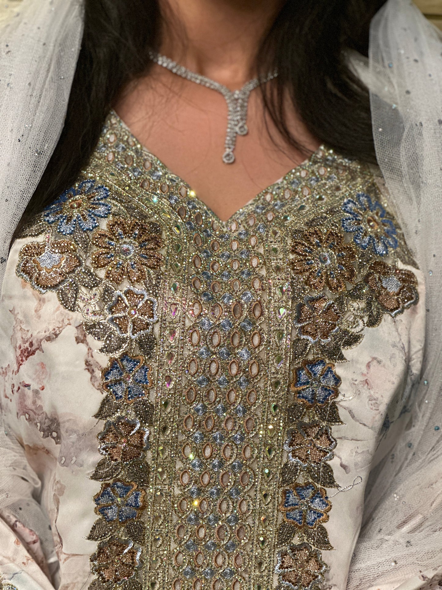 Occasional VIP mkhawar with back corset and cream chiffon Shiela