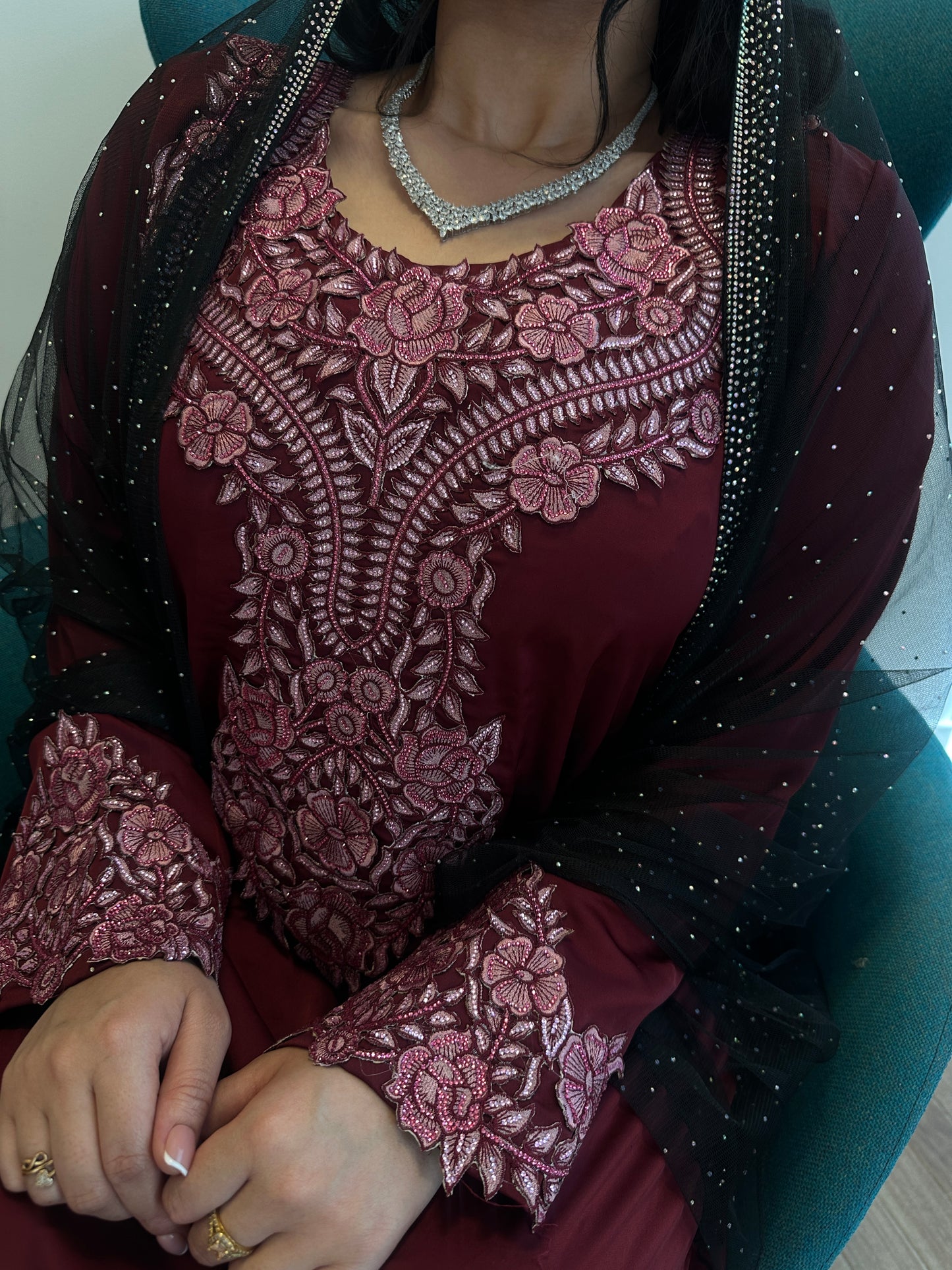Burgundy silk mkhawar