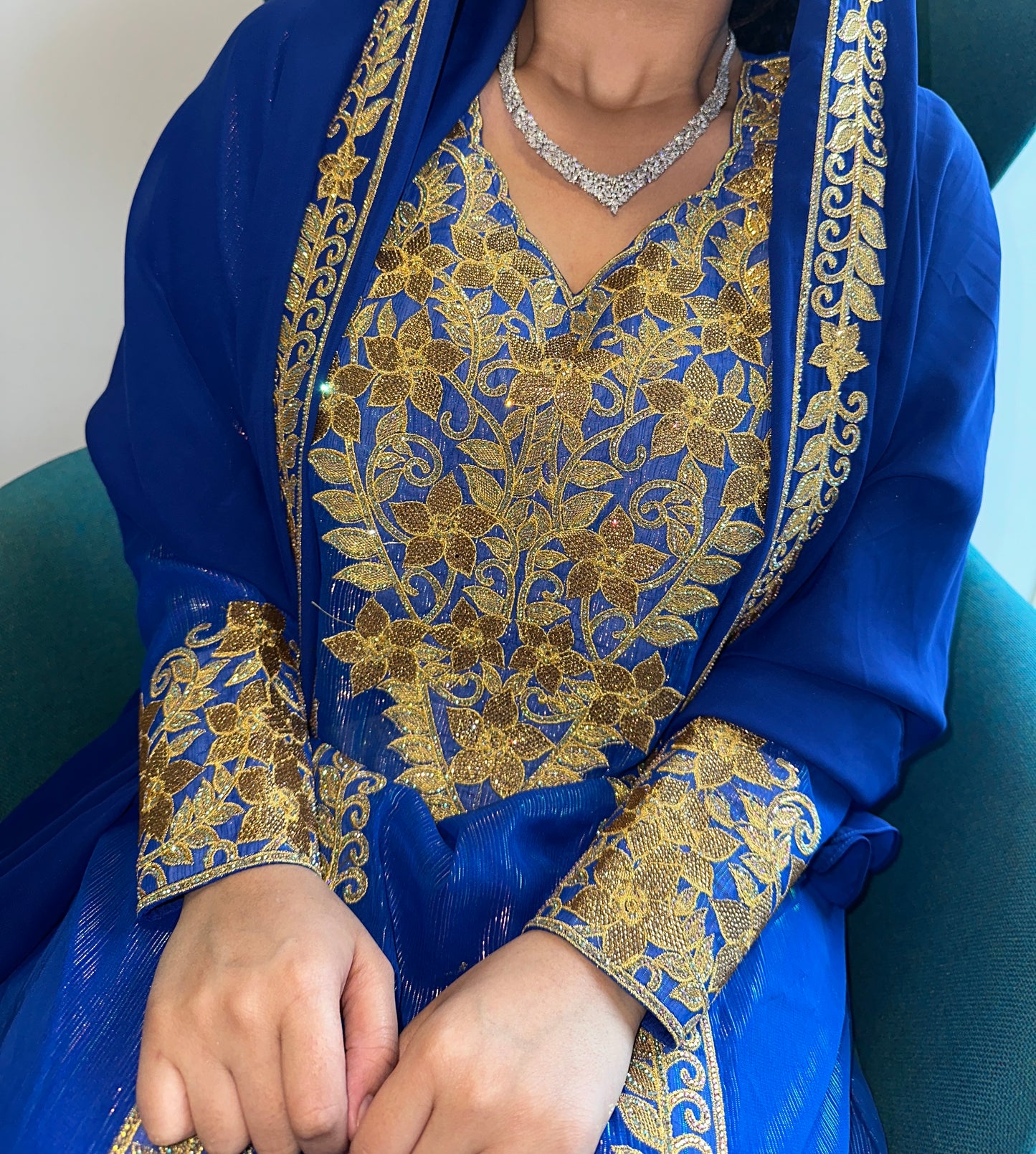 Blue mkhawar with matching Shiela