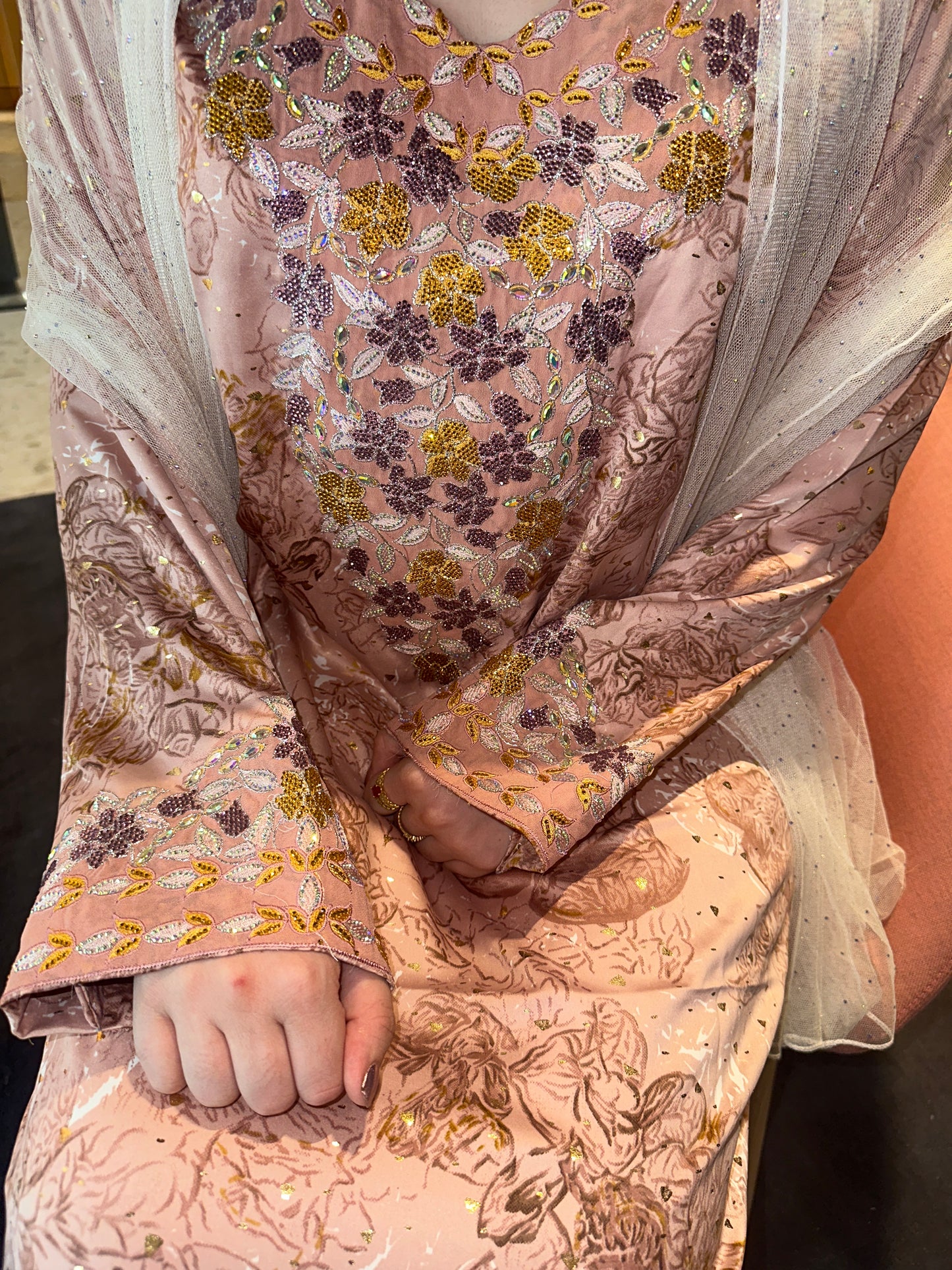 Pink enzeray mkhwar with chiffon Sheila