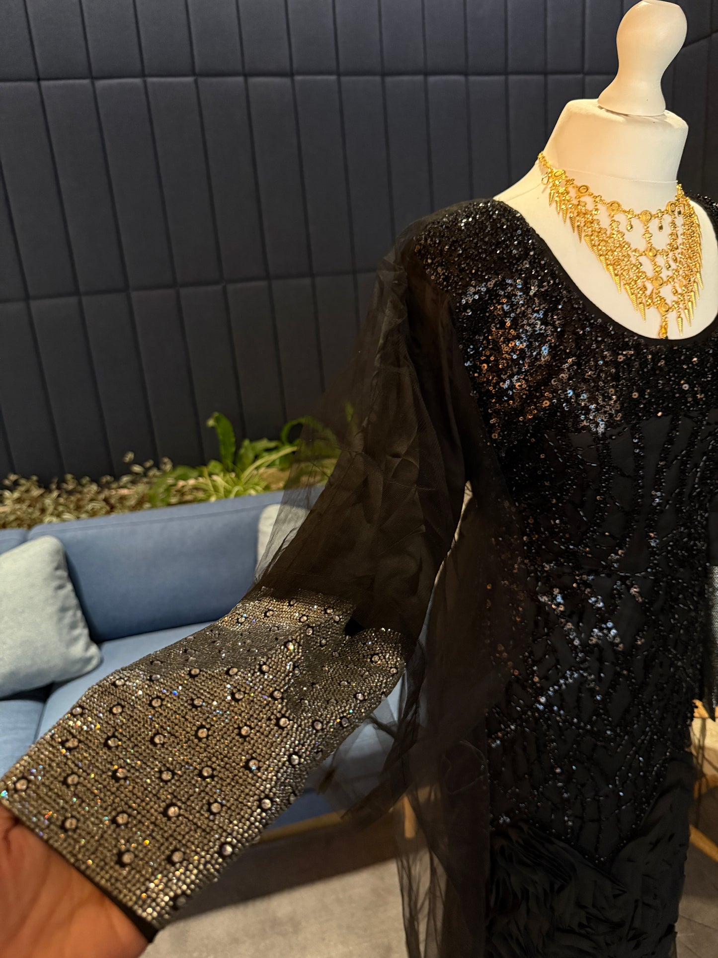 Black handmade Emirati Thobe