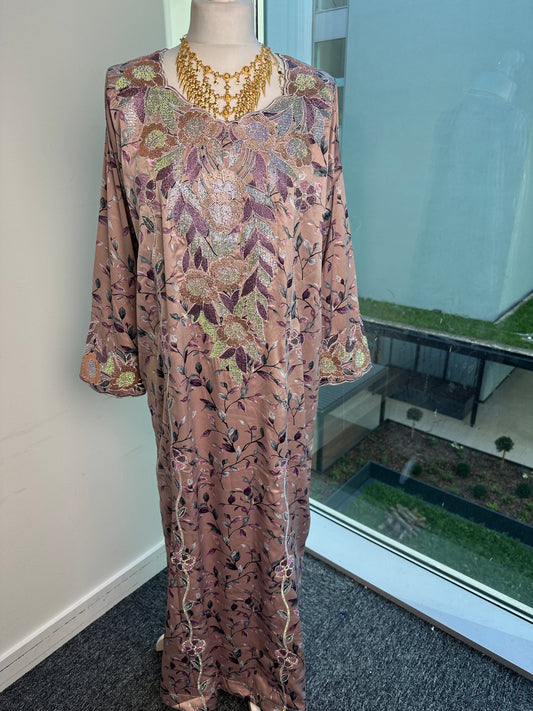 Light pink and purple Mukhawar