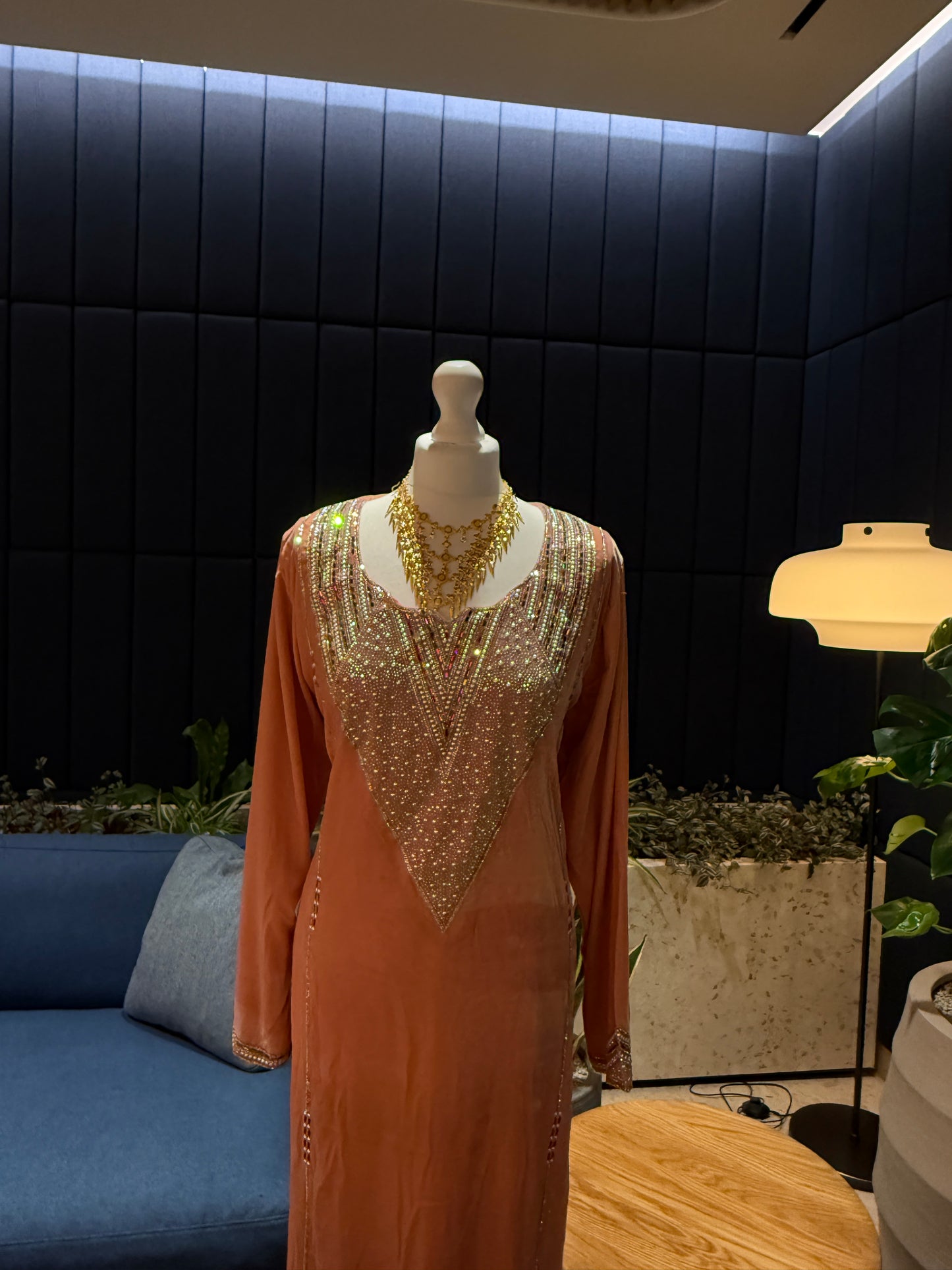 Salmon velvet mkhawar