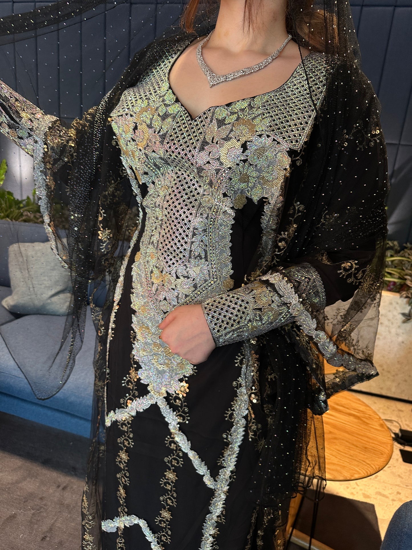 Emirati thobe with chiffon Sheila